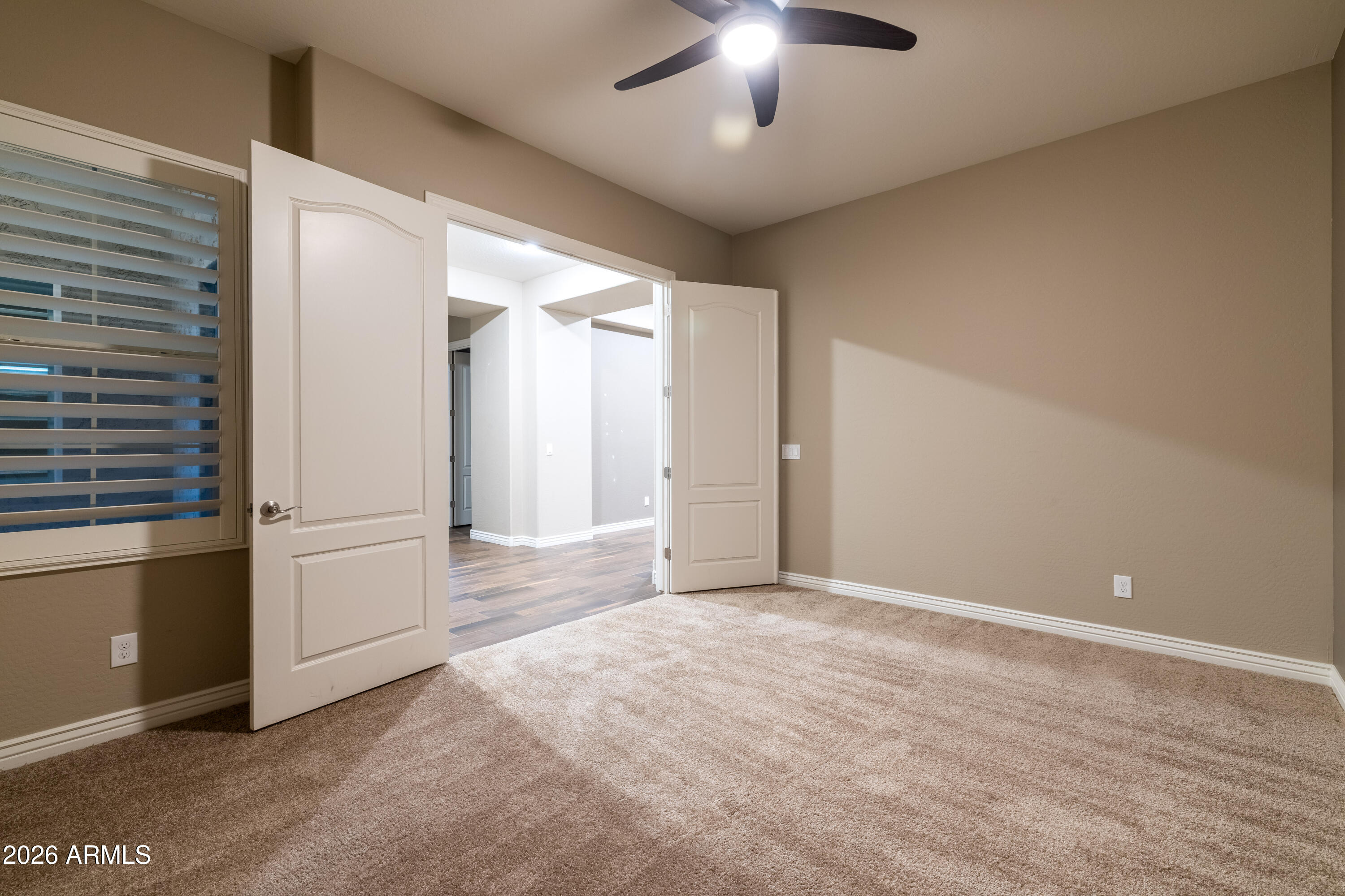 10058 W WHITE FEATHER Lane