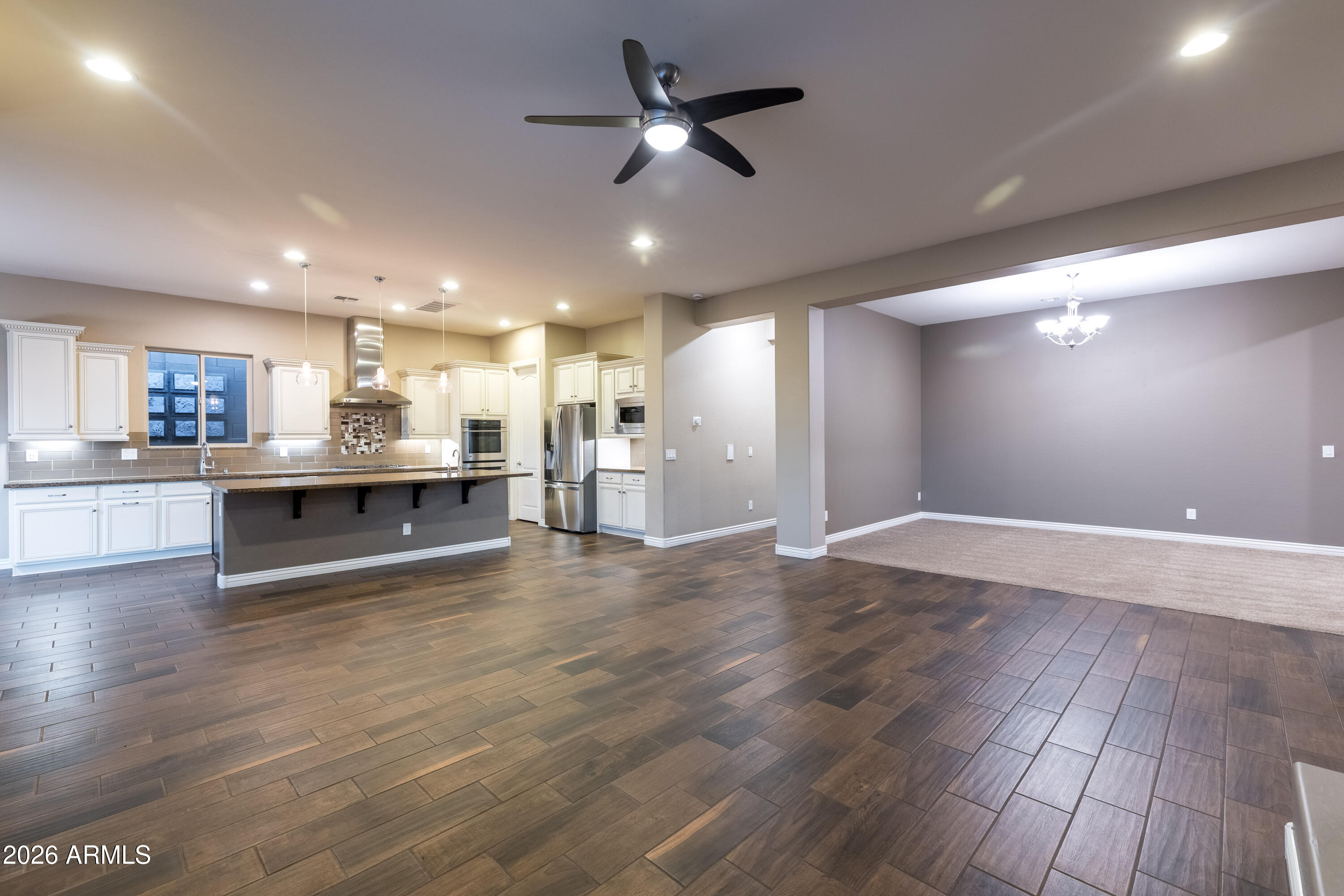 10058 W WHITE FEATHER Lane