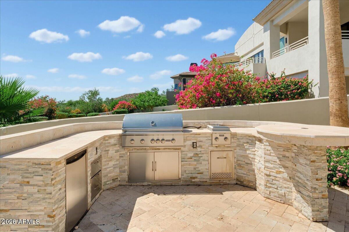 13647 E WINDROSE Drive