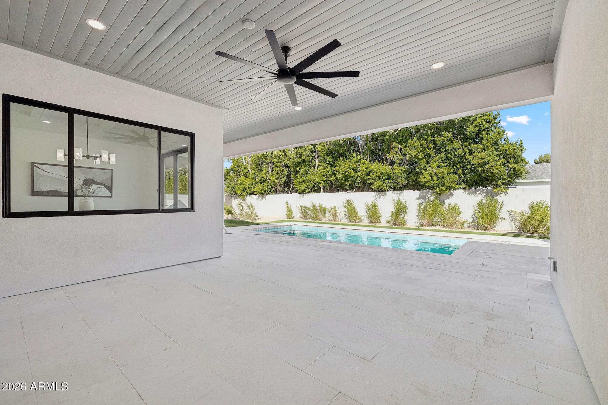 3948 E MONTEROSA Street