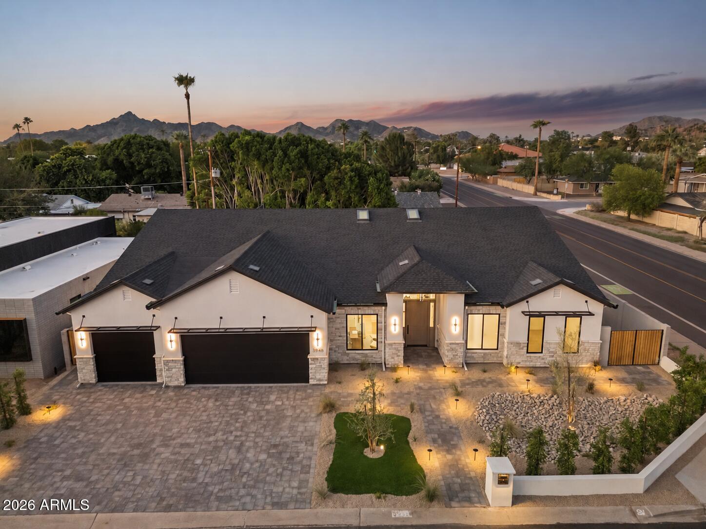 3948 E MONTEROSA Street