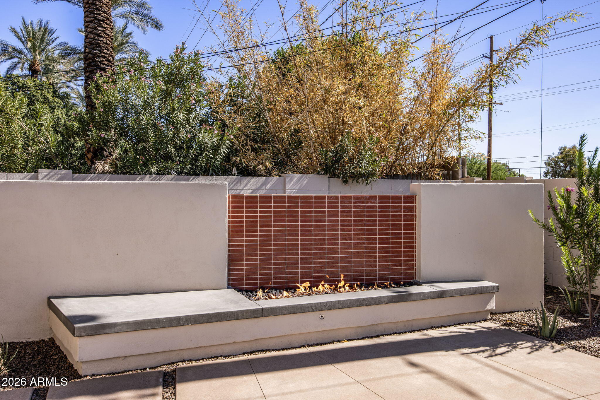 4713 E CALLE REDONDA