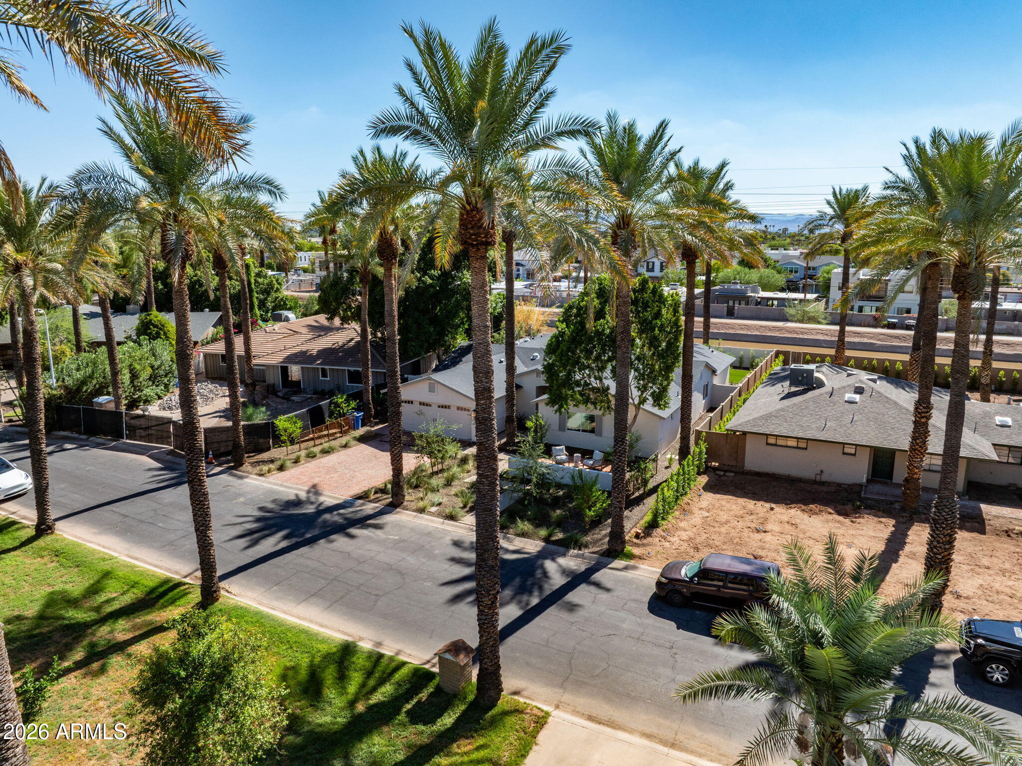 4713 E CALLE REDONDA