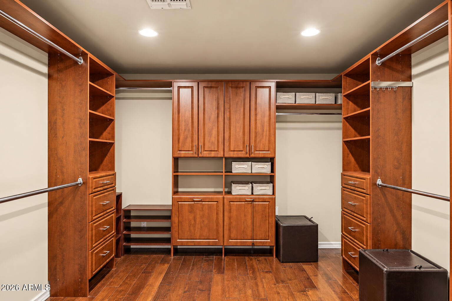 6709 E CALLE REDONDO