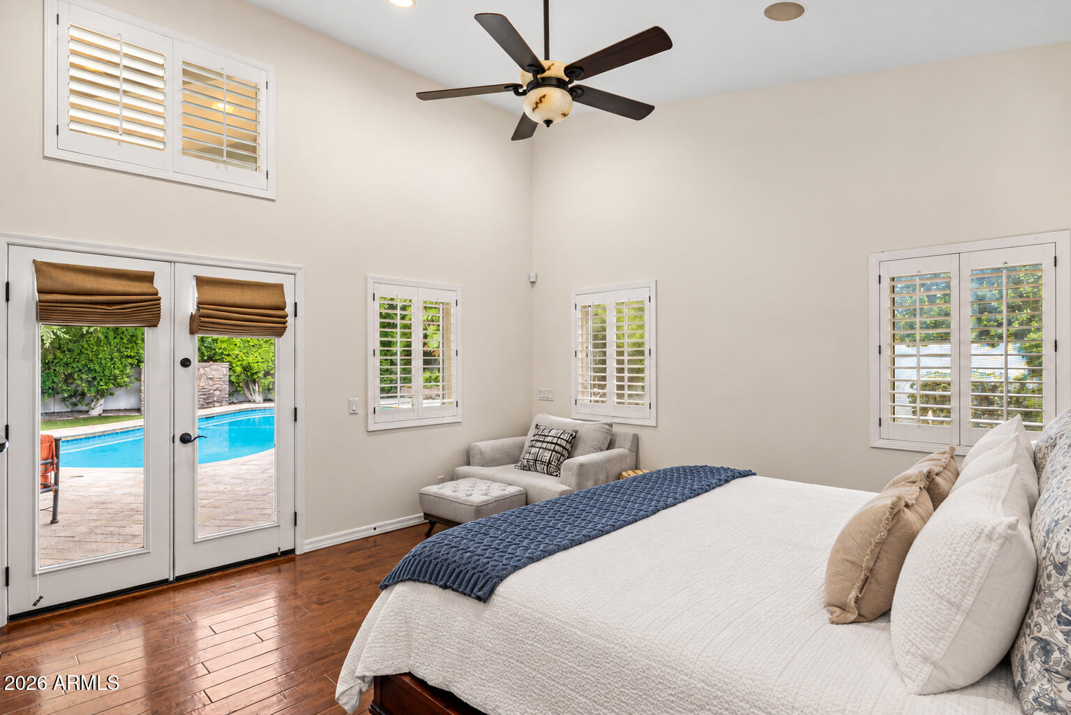 6709 E CALLE REDONDO