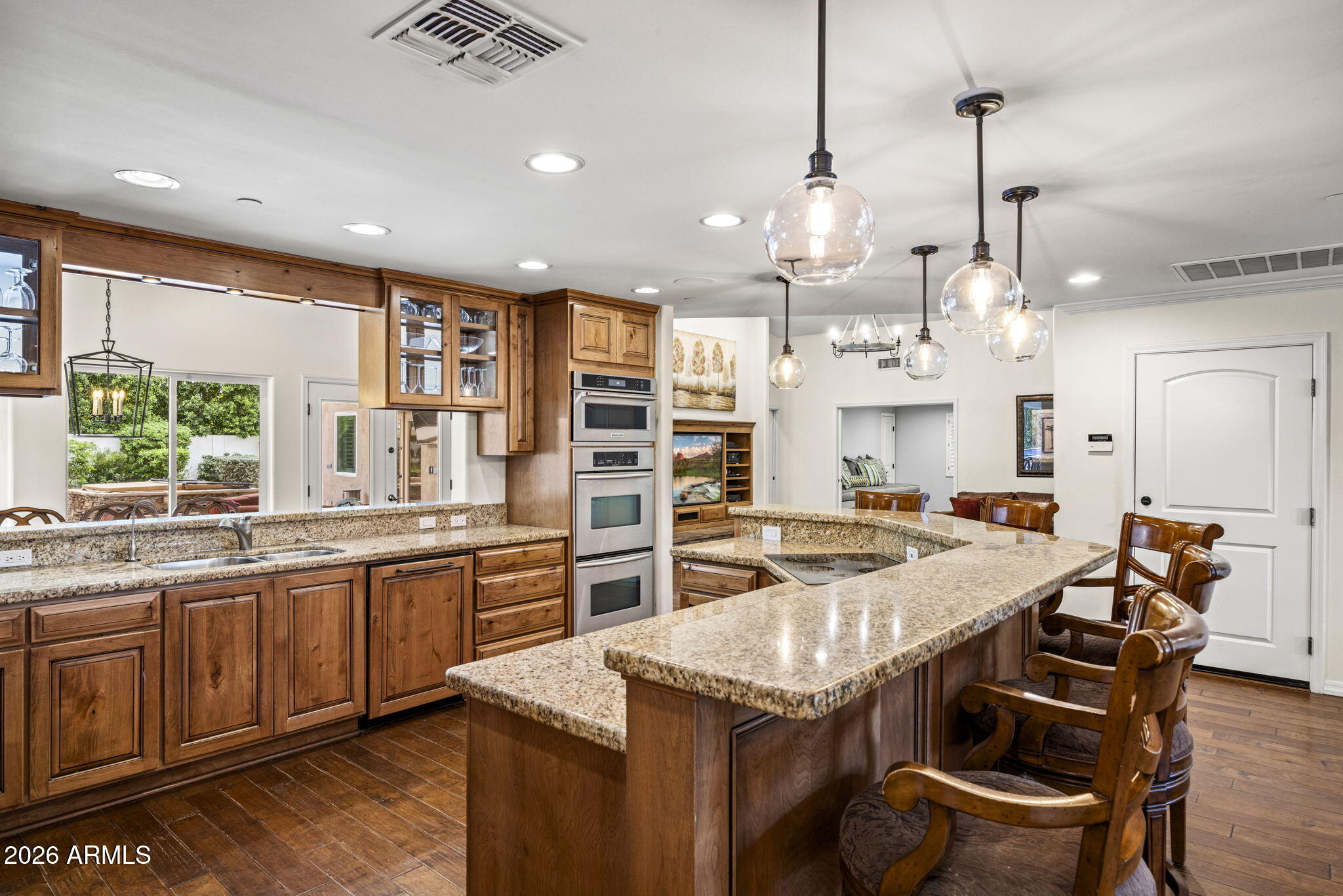 6709 E CALLE REDONDO