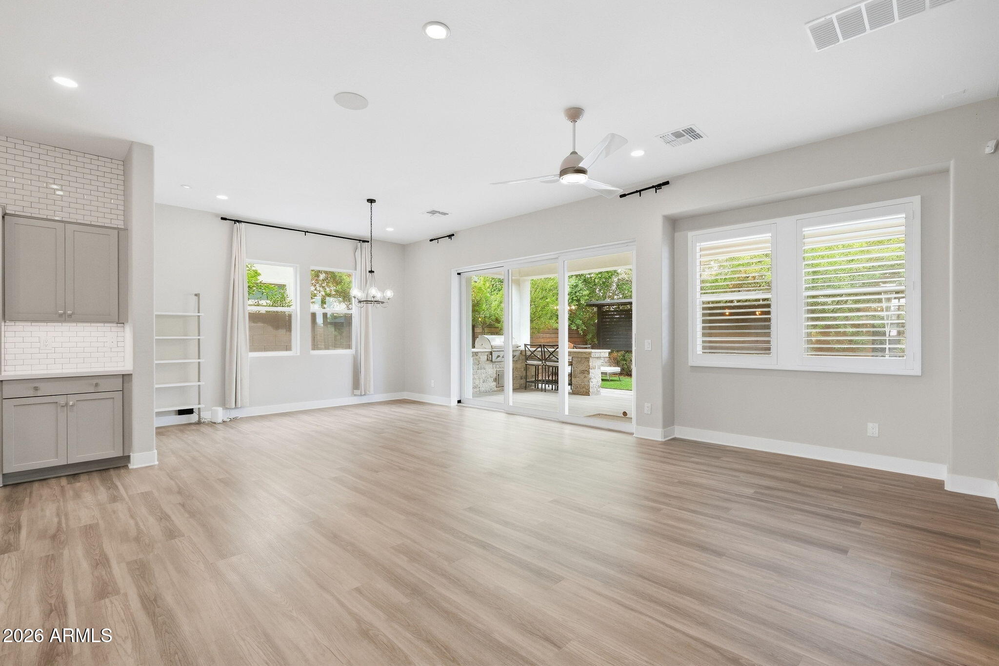 22781 E VIA DEL SOL