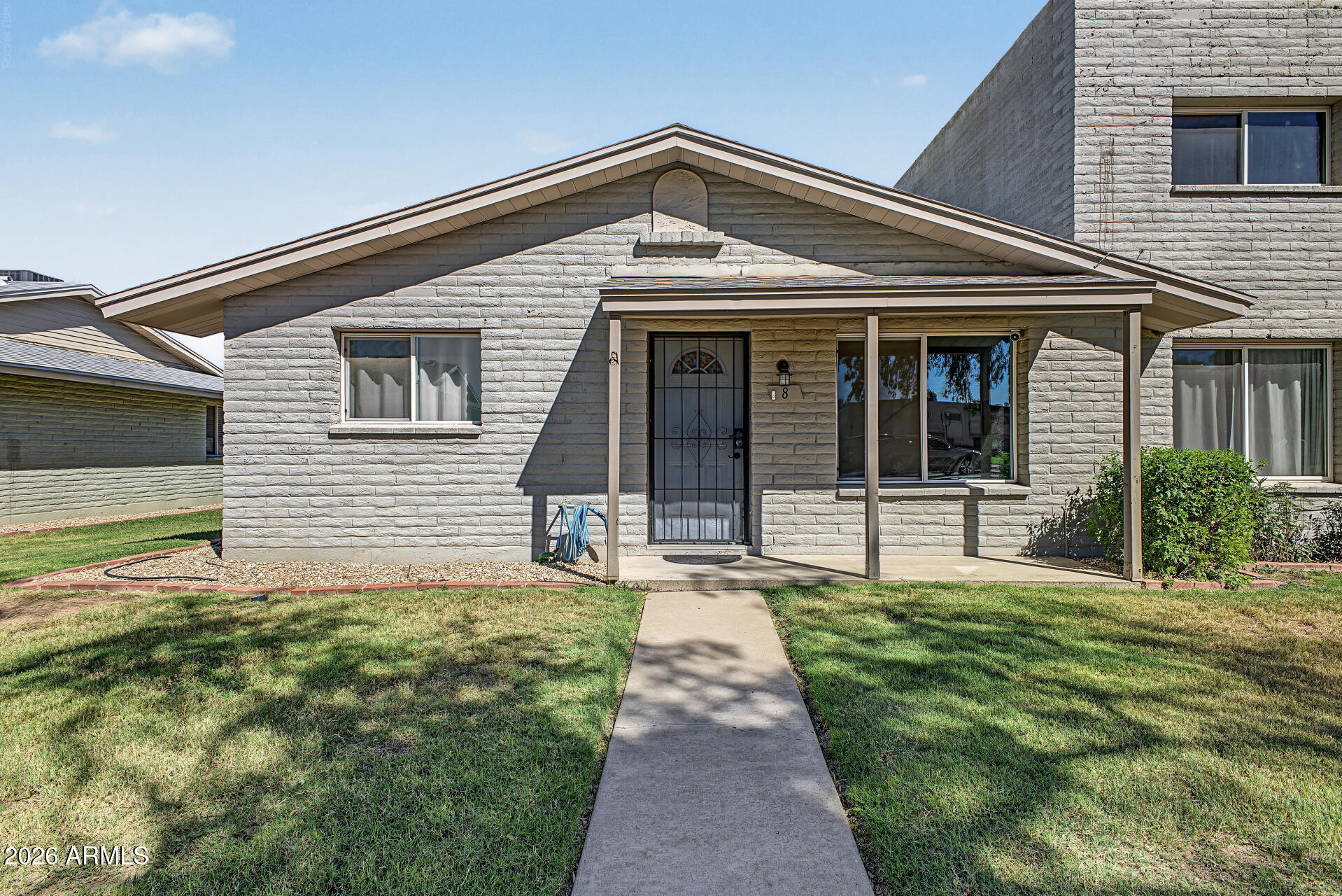 225 N STANDAGE 8