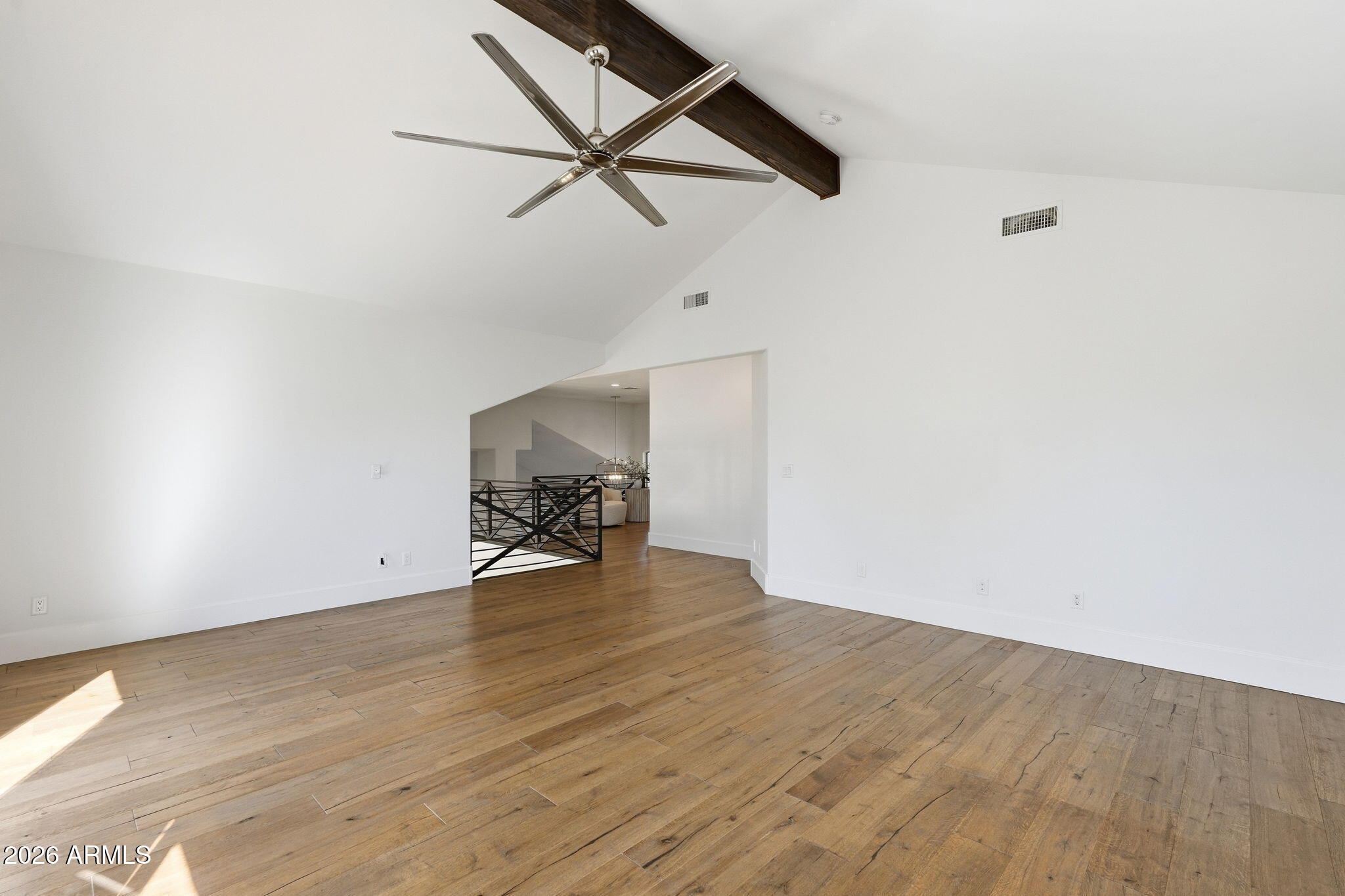 1221 W Sunrise Place
