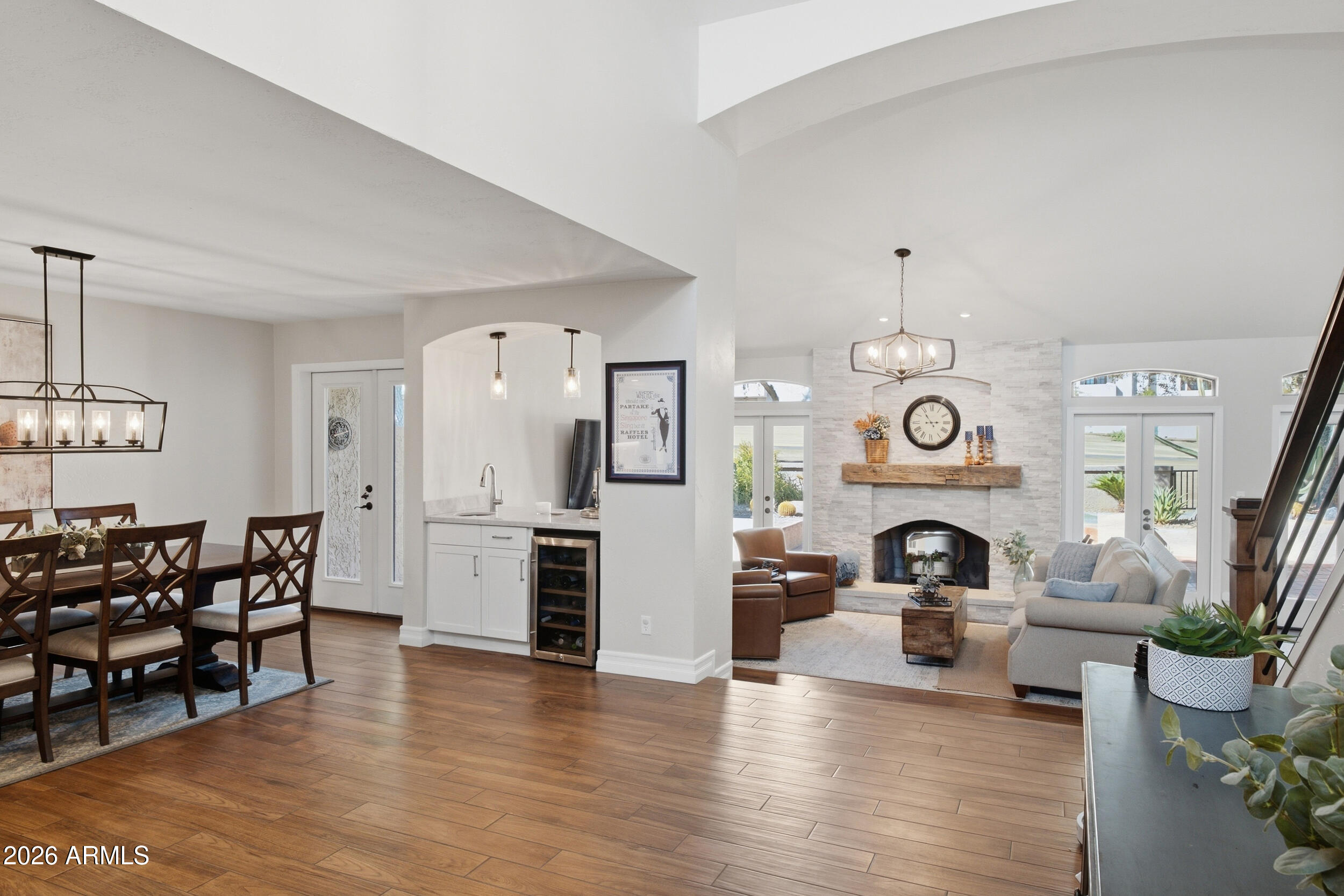2626 E ARIZONA BILTMORE Circle 18
