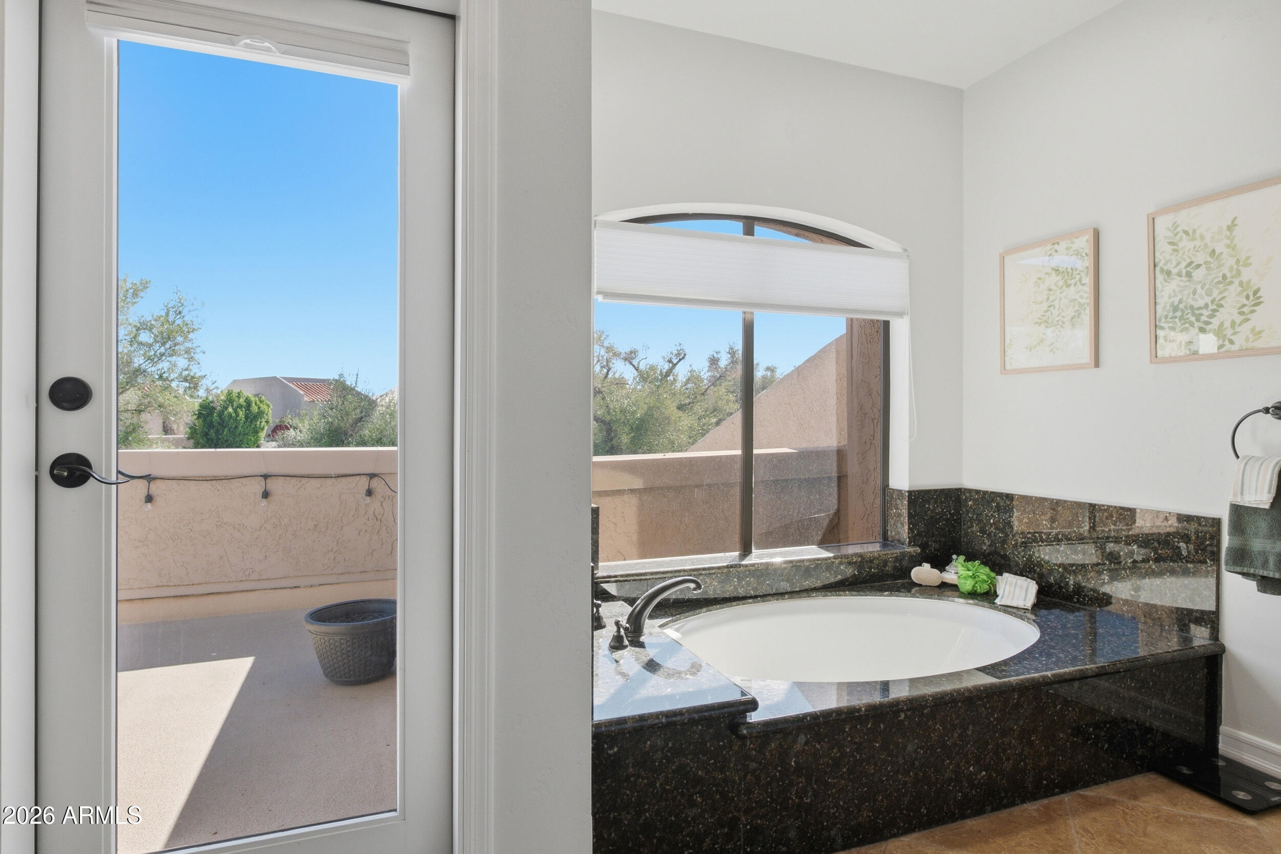 2626 E ARIZONA BILTMORE Circle 18