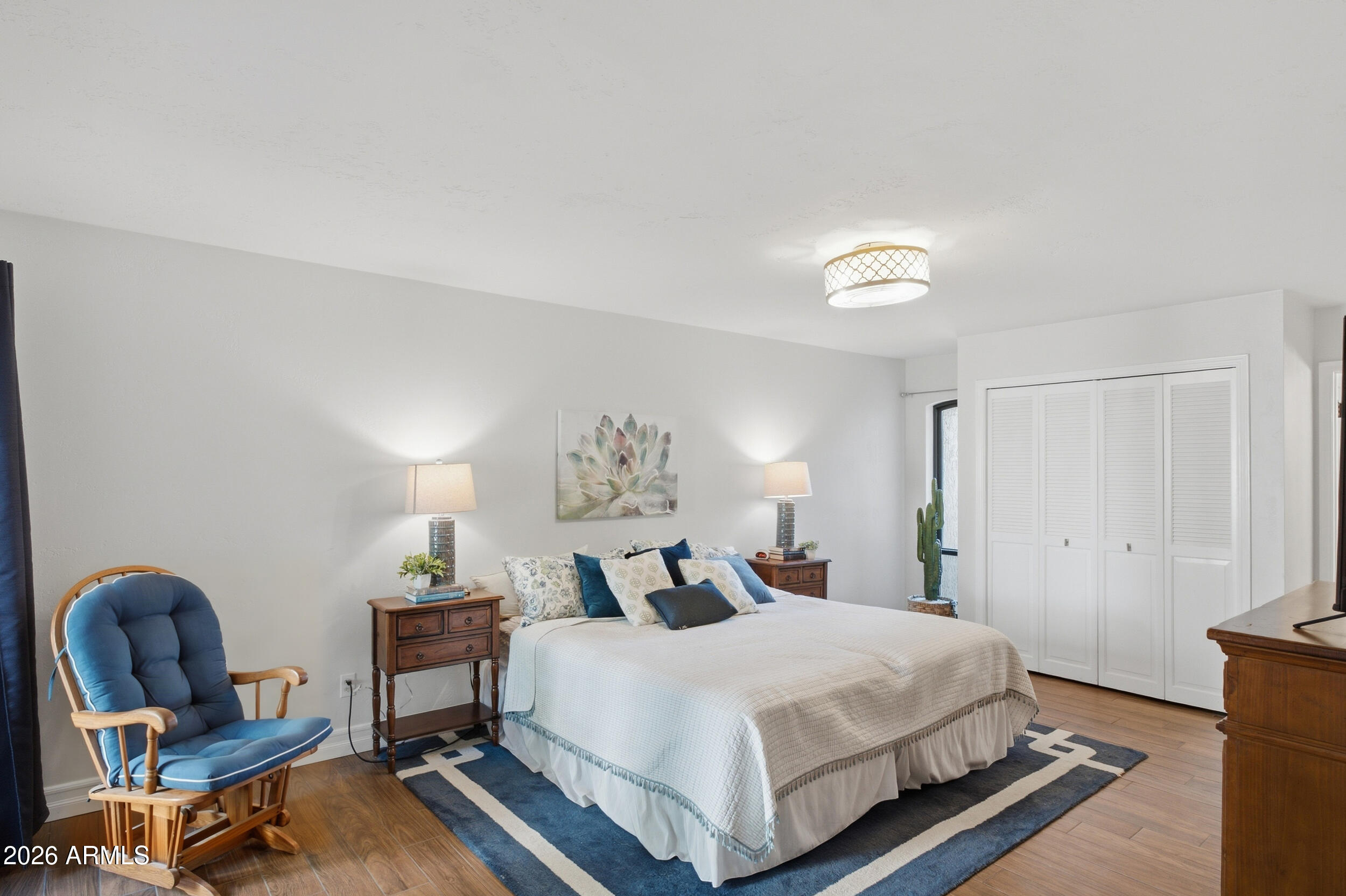 2626 E ARIZONA BILTMORE Circle 18