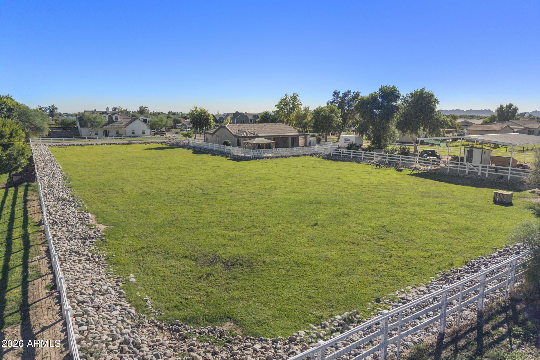 4808 E ROGERS Lane