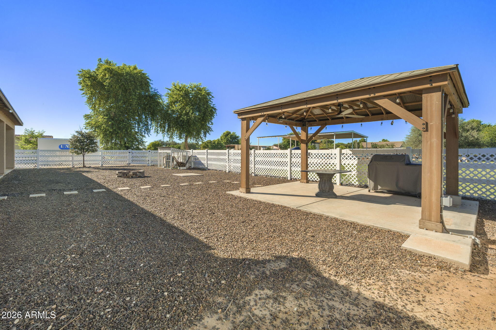 4808 E ROGERS Lane