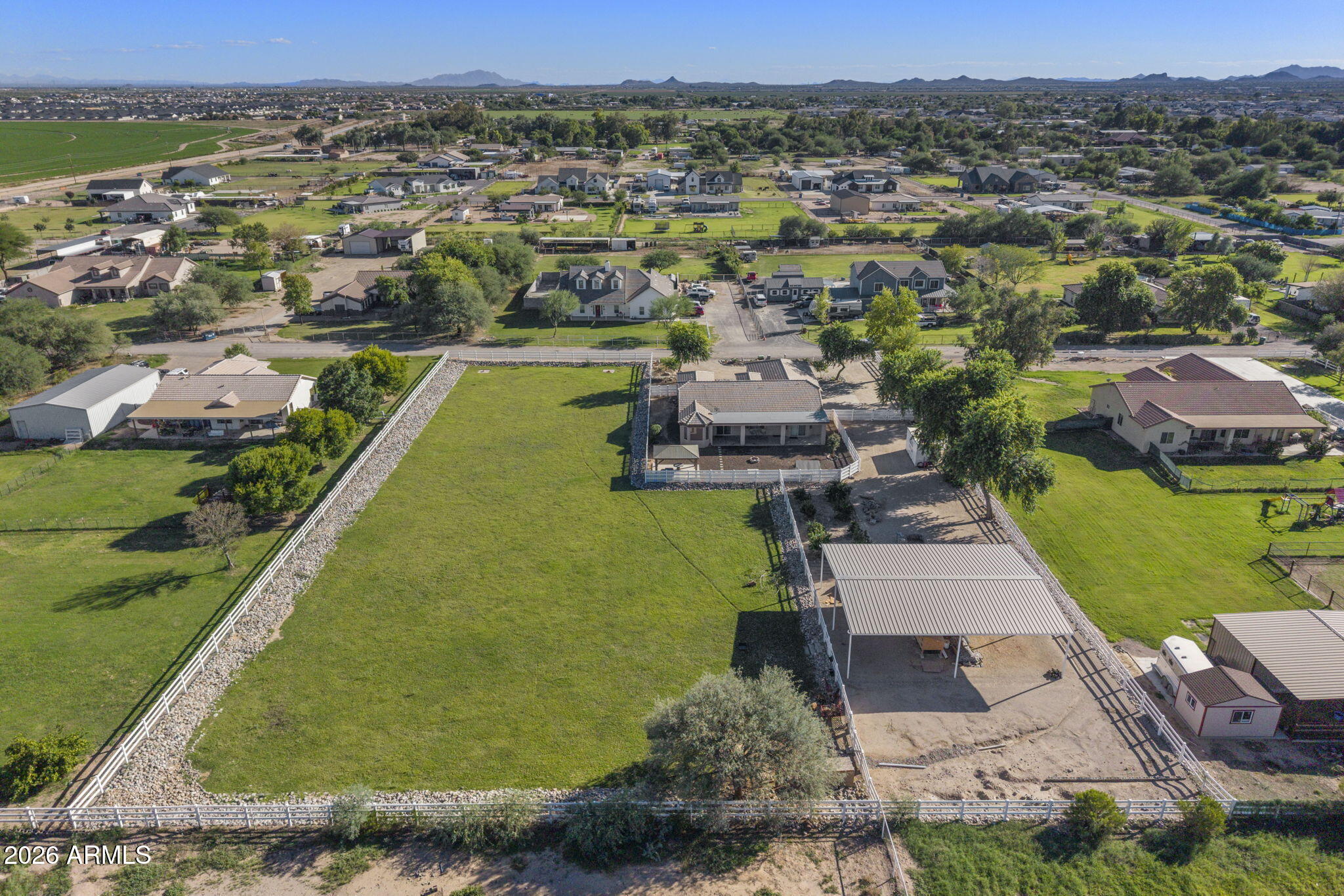 4808 E ROGERS Lane