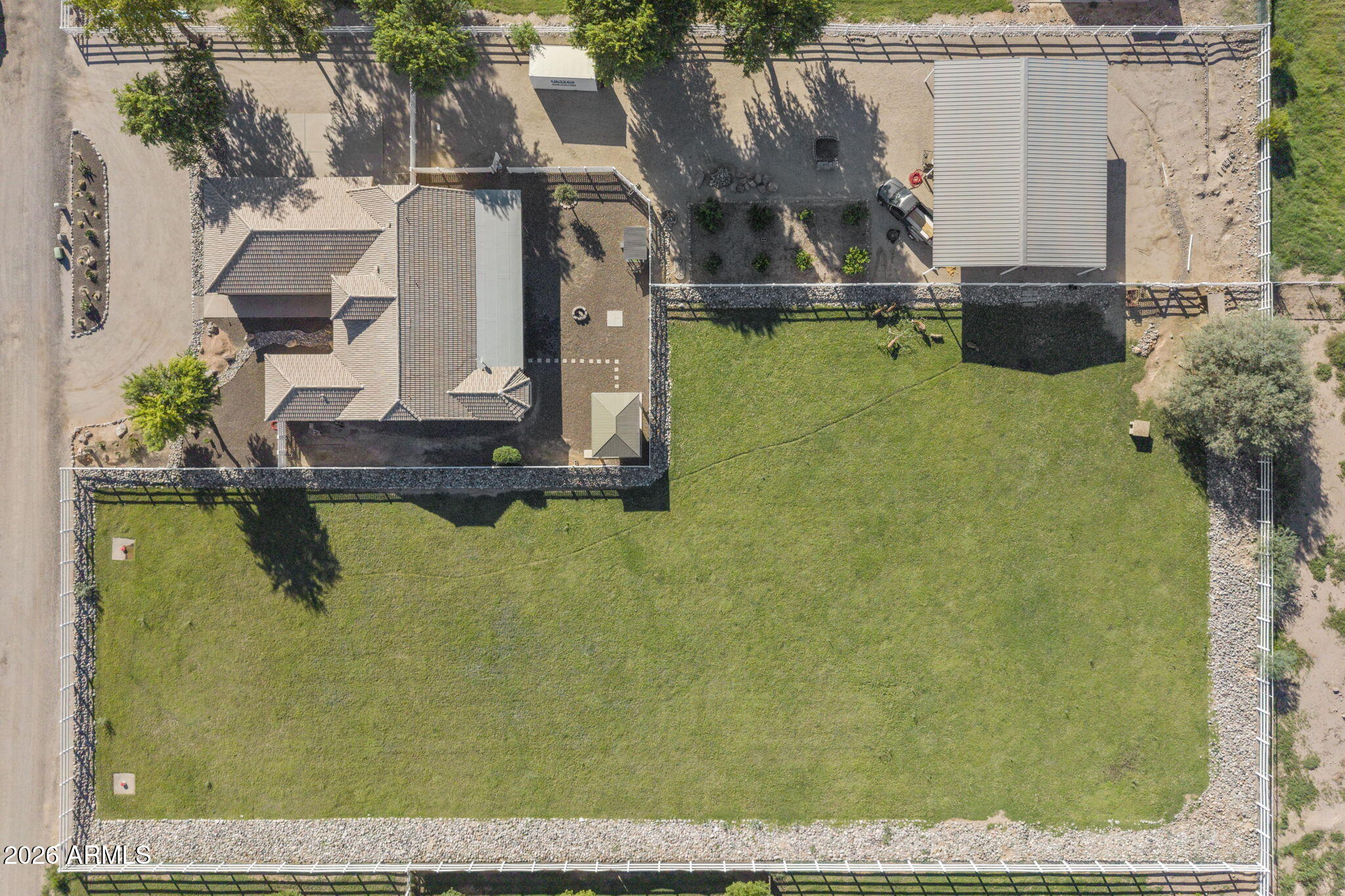 4808 E ROGERS Lane