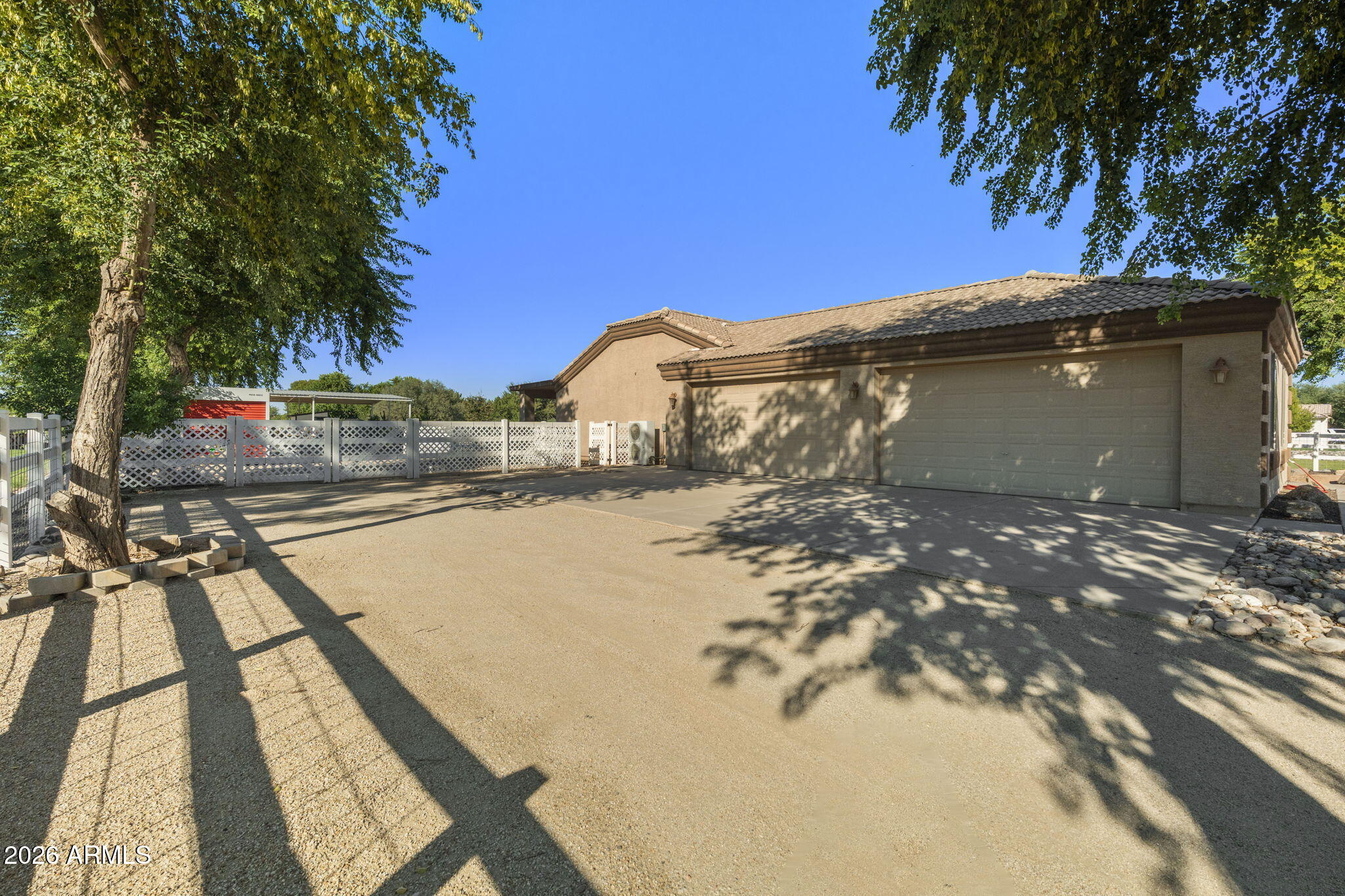 4808 E ROGERS Lane