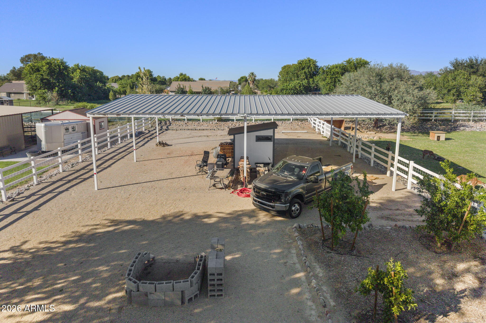 4808 E ROGERS Lane