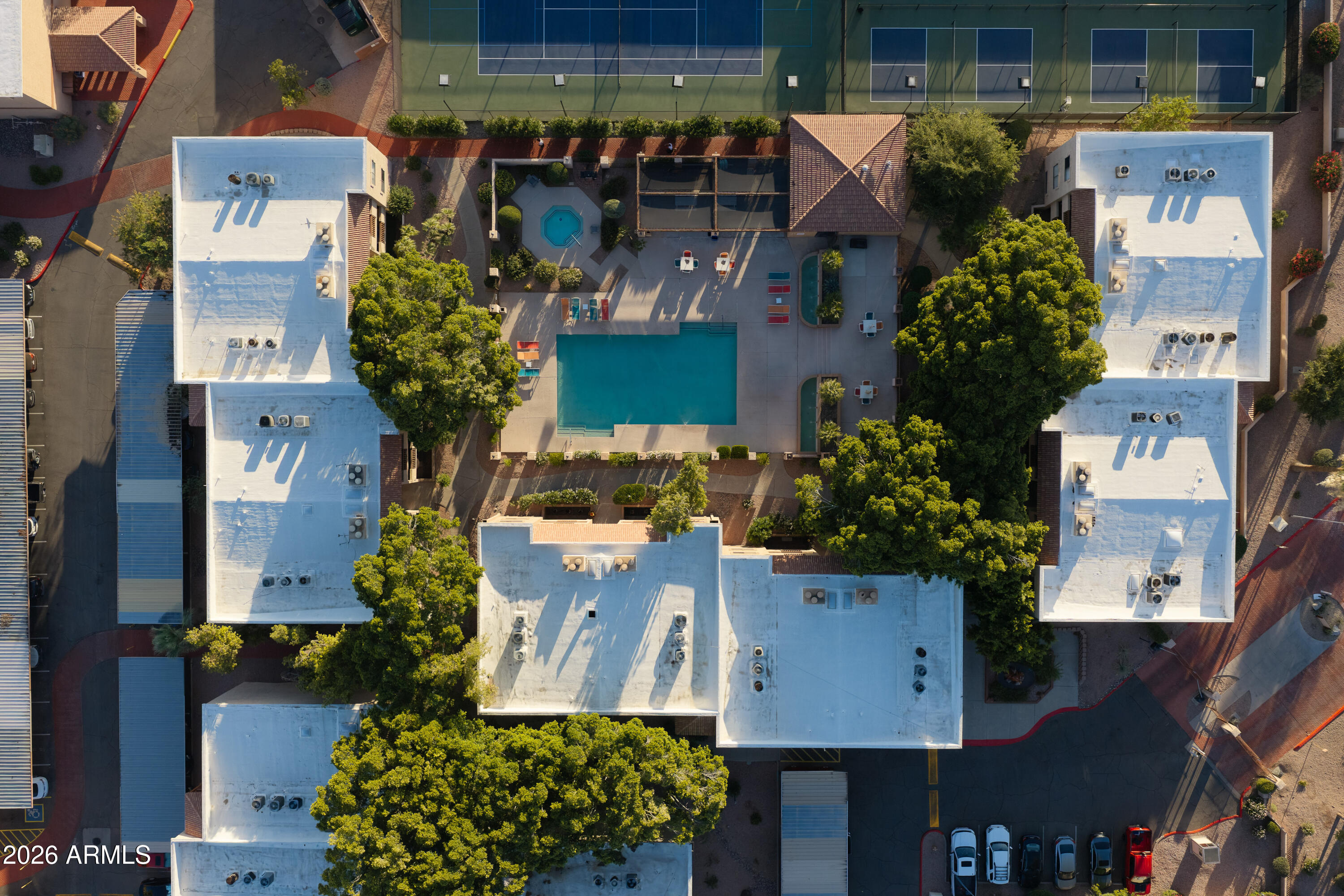 3031 N CIVIC CENTER Plaza 260