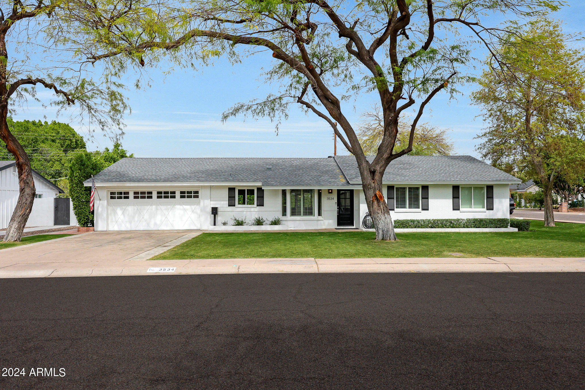 3534 E ELM Street