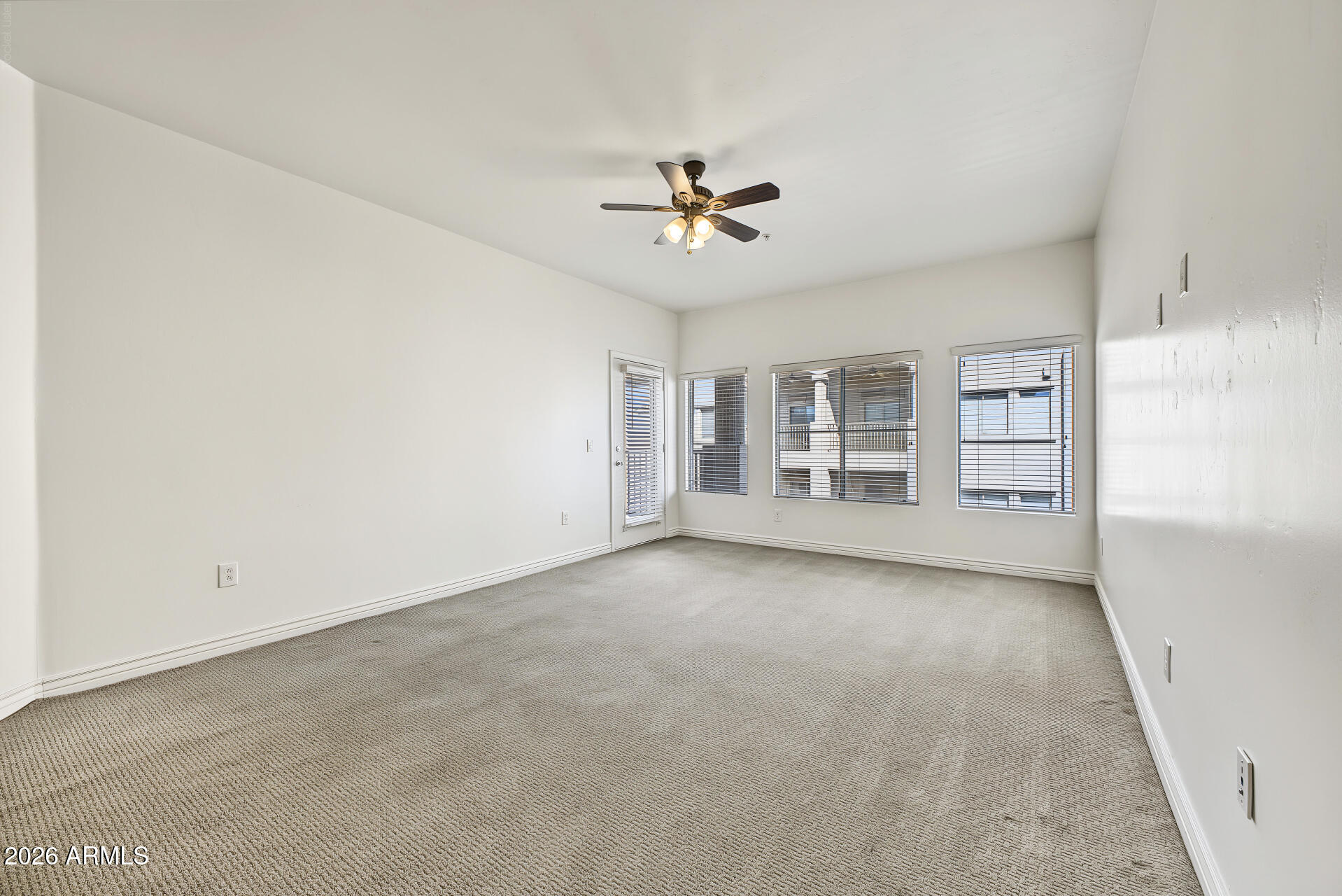 5350 E DEER VALLEY Drive 4439
