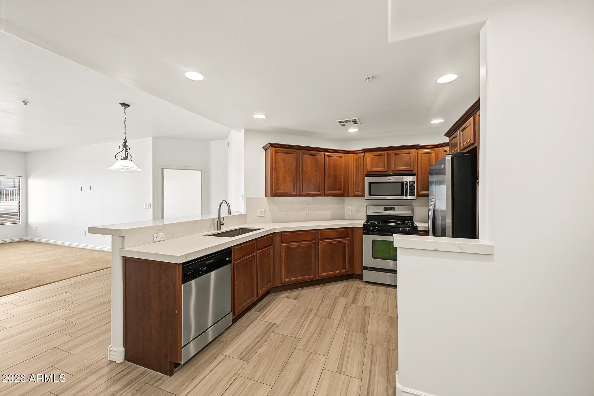 5350 E DEER VALLEY Drive 4439