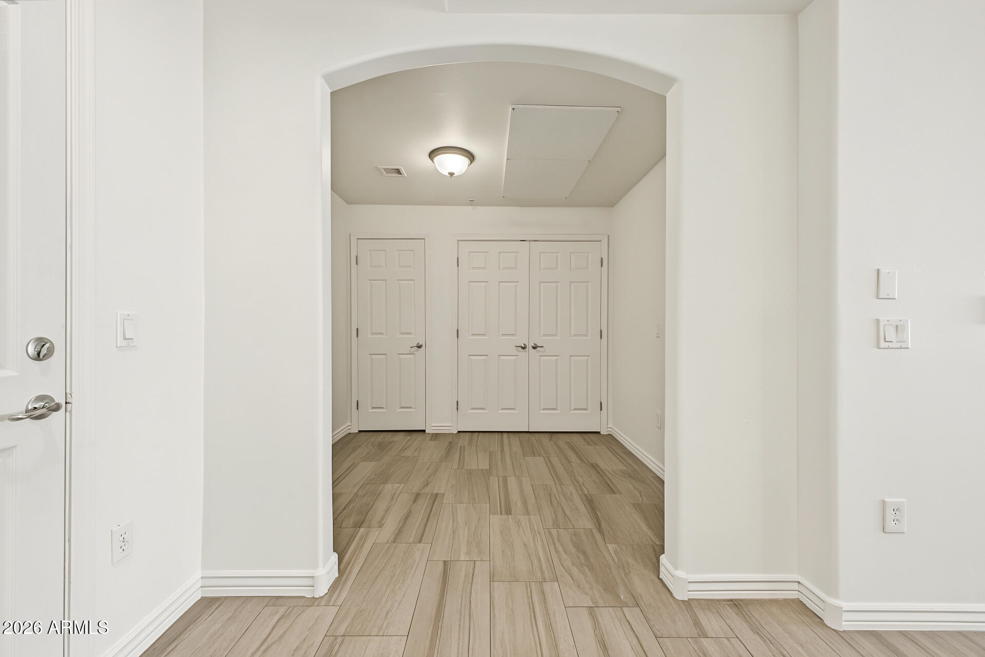 5350 E DEER VALLEY Drive 4439