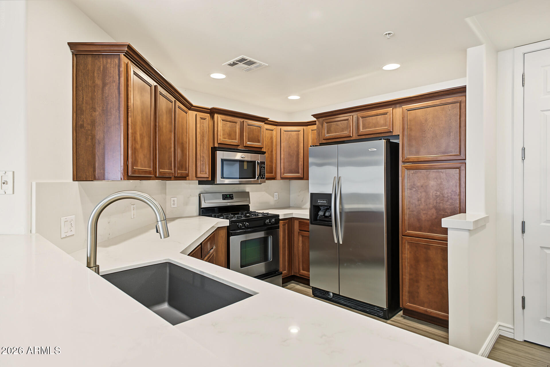 5350 E DEER VALLEY Drive 4439