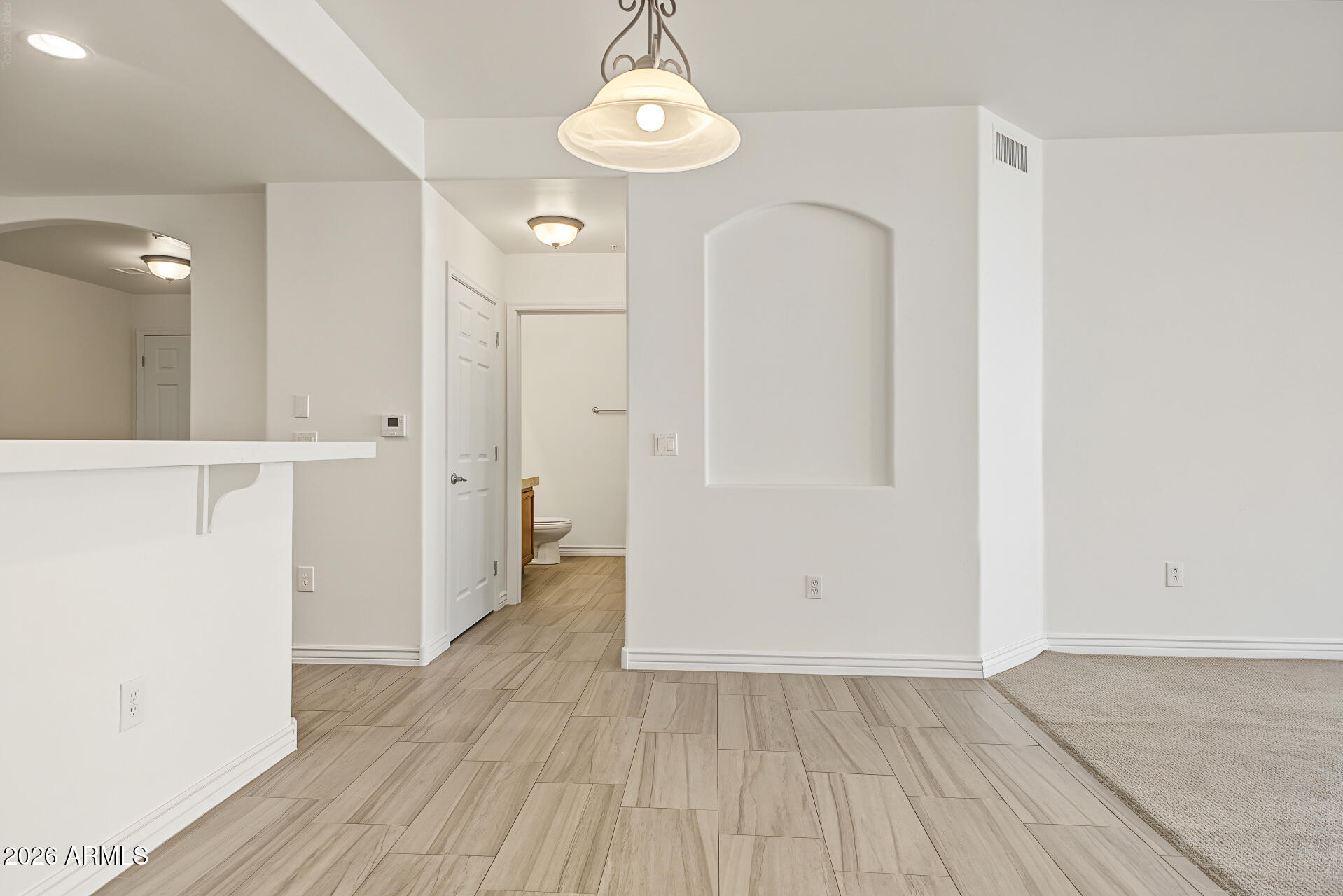 5350 E DEER VALLEY Drive 4439