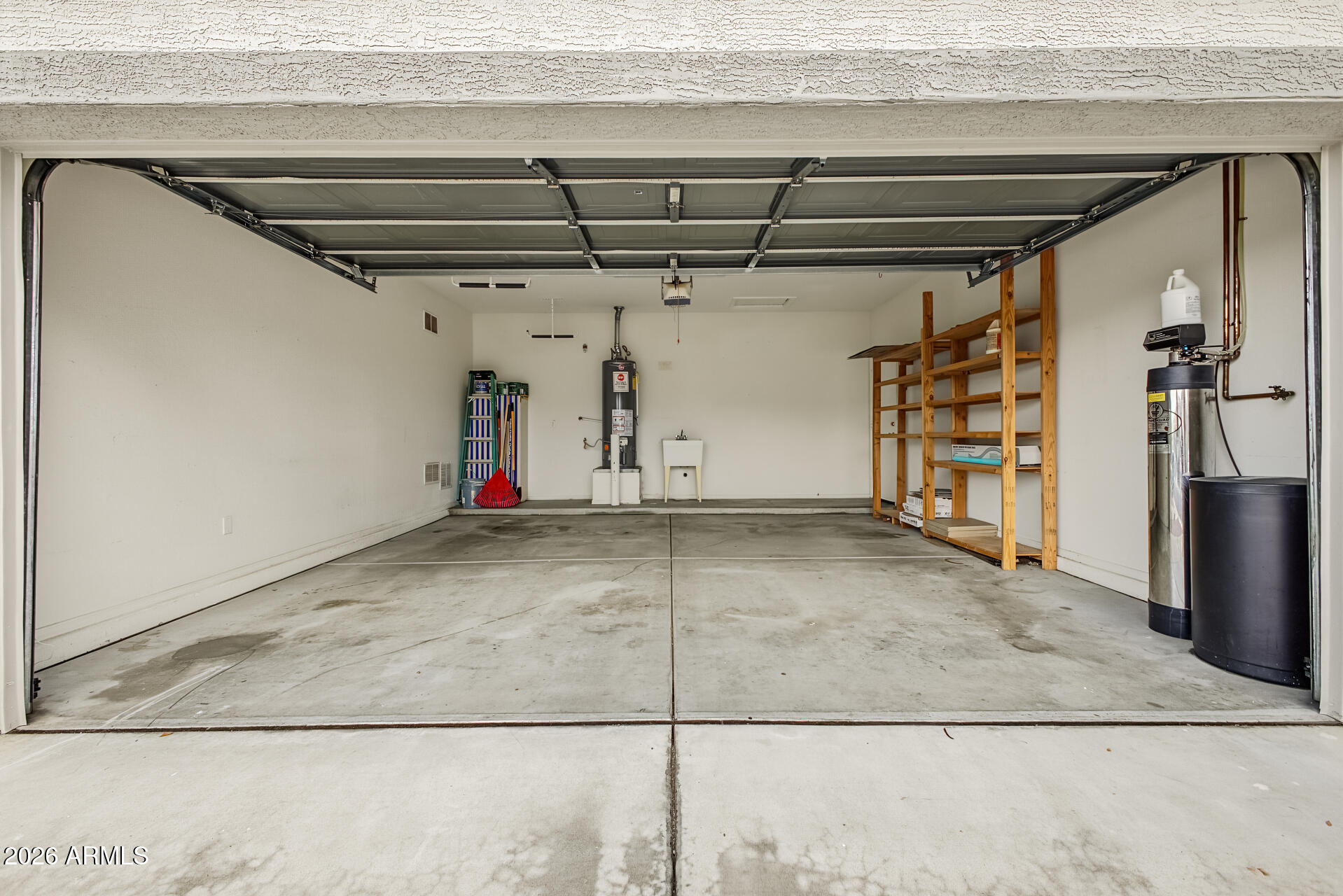 17027 W LUNDBERG Street