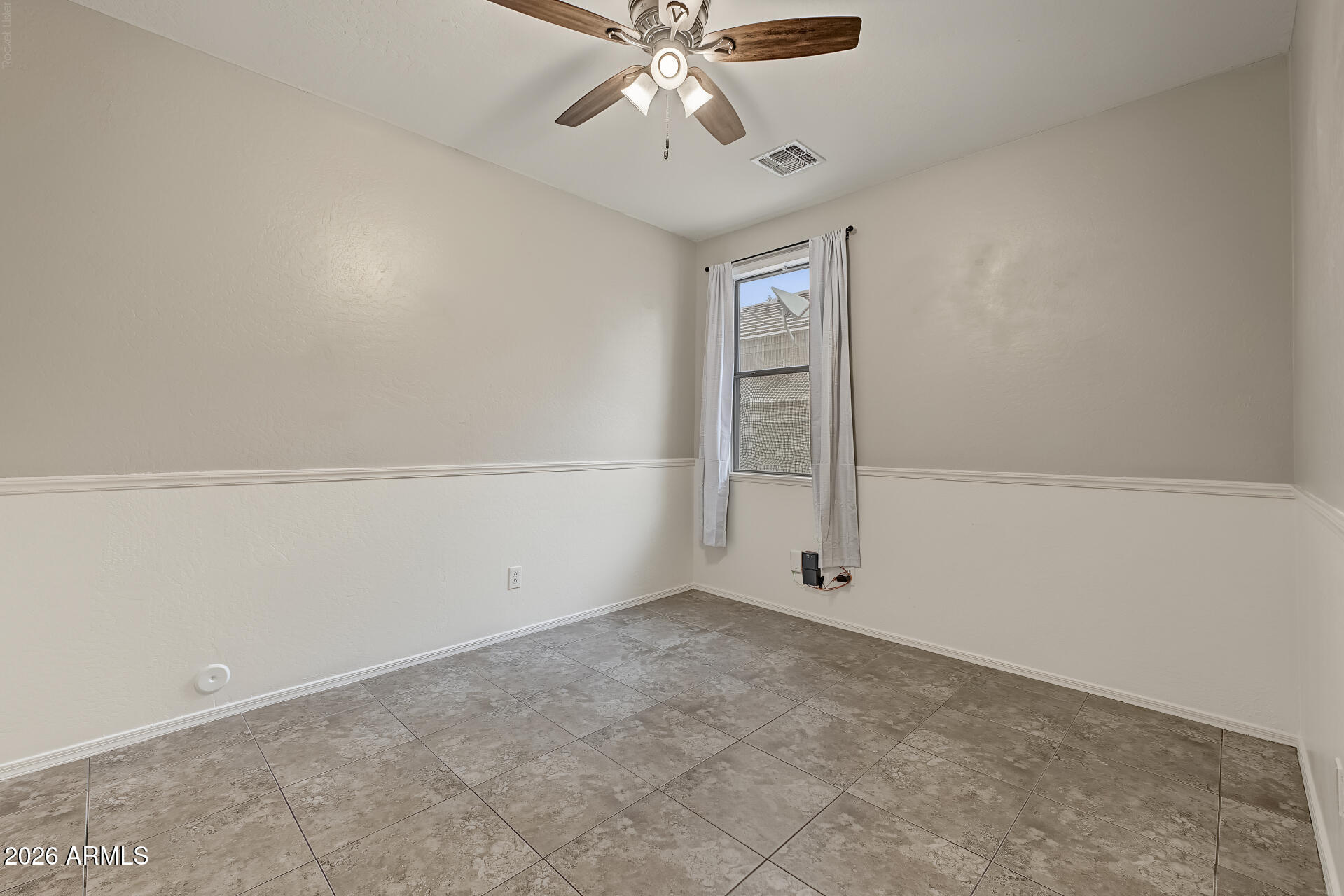 17027 W LUNDBERG Street