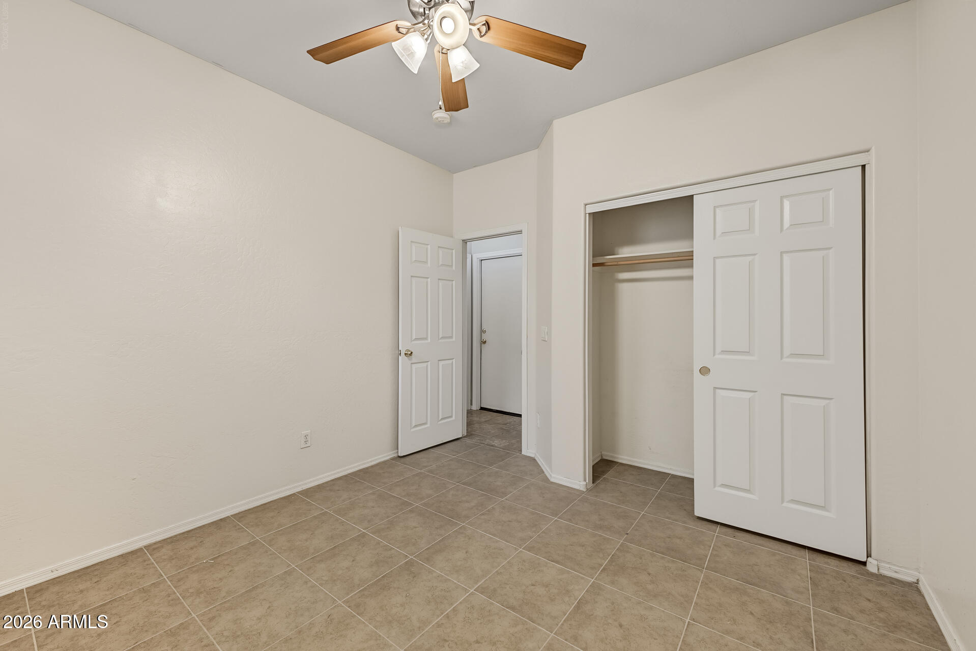 17027 W LUNDBERG Street
