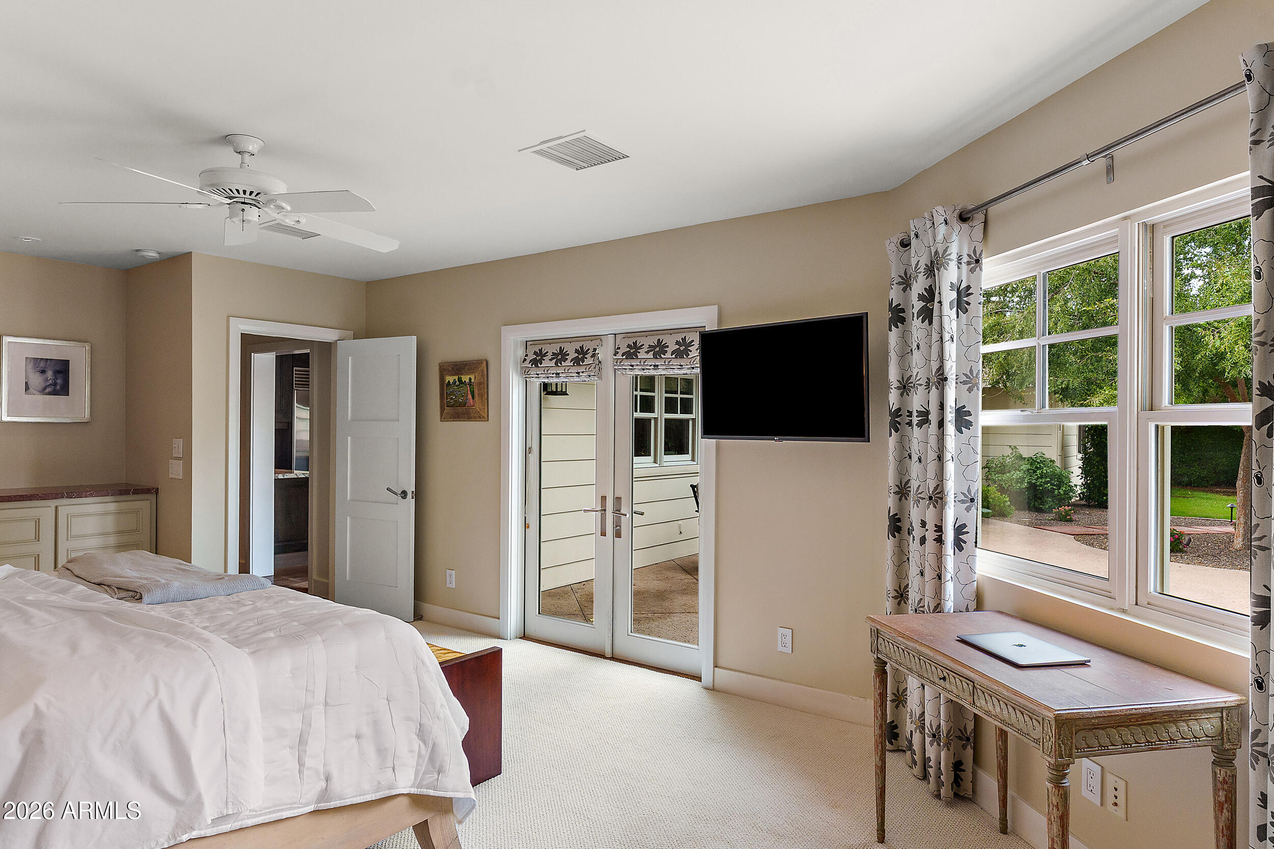 5416 E CALLE VENTURA