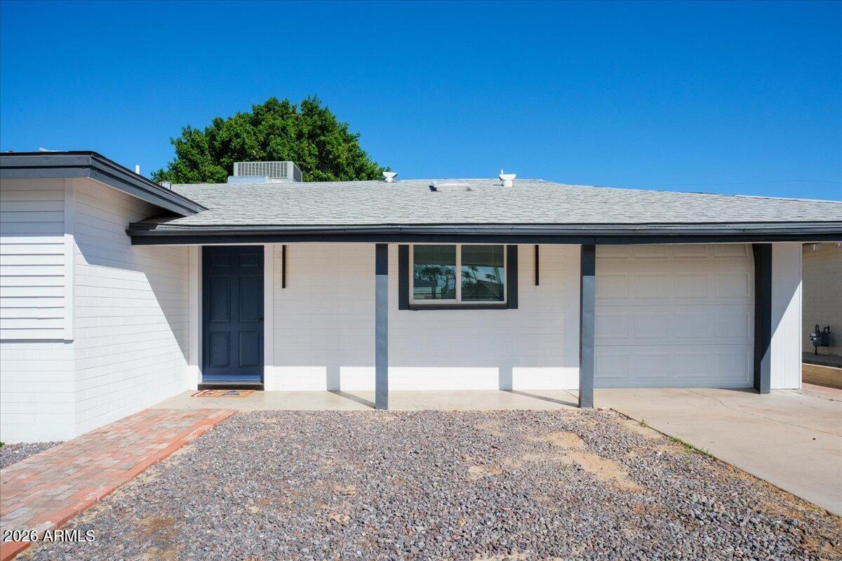 4628 E HOLLY Street