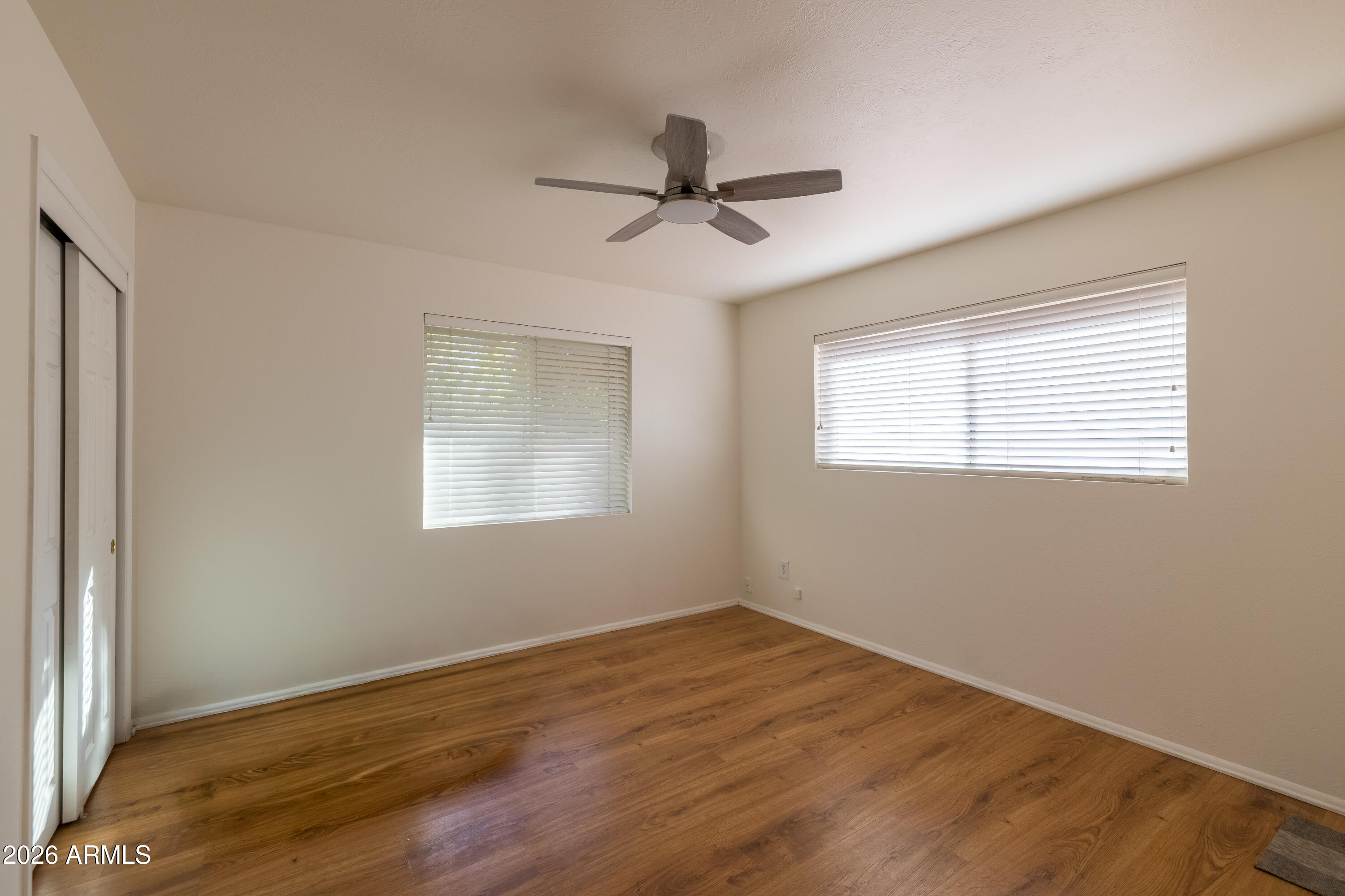 702 W RANCHO Drive