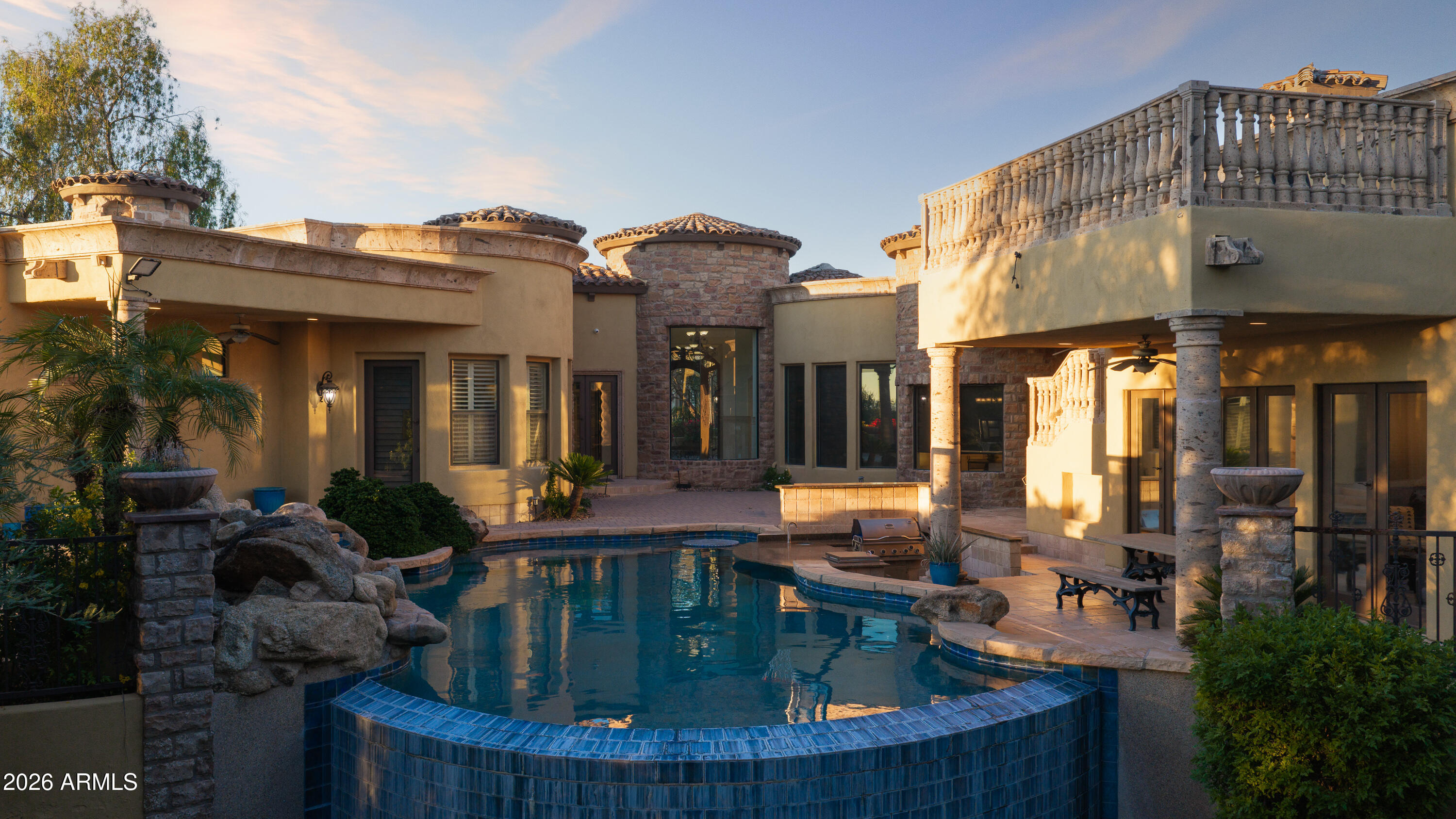 4037 N PINNACLE HILLS Circle