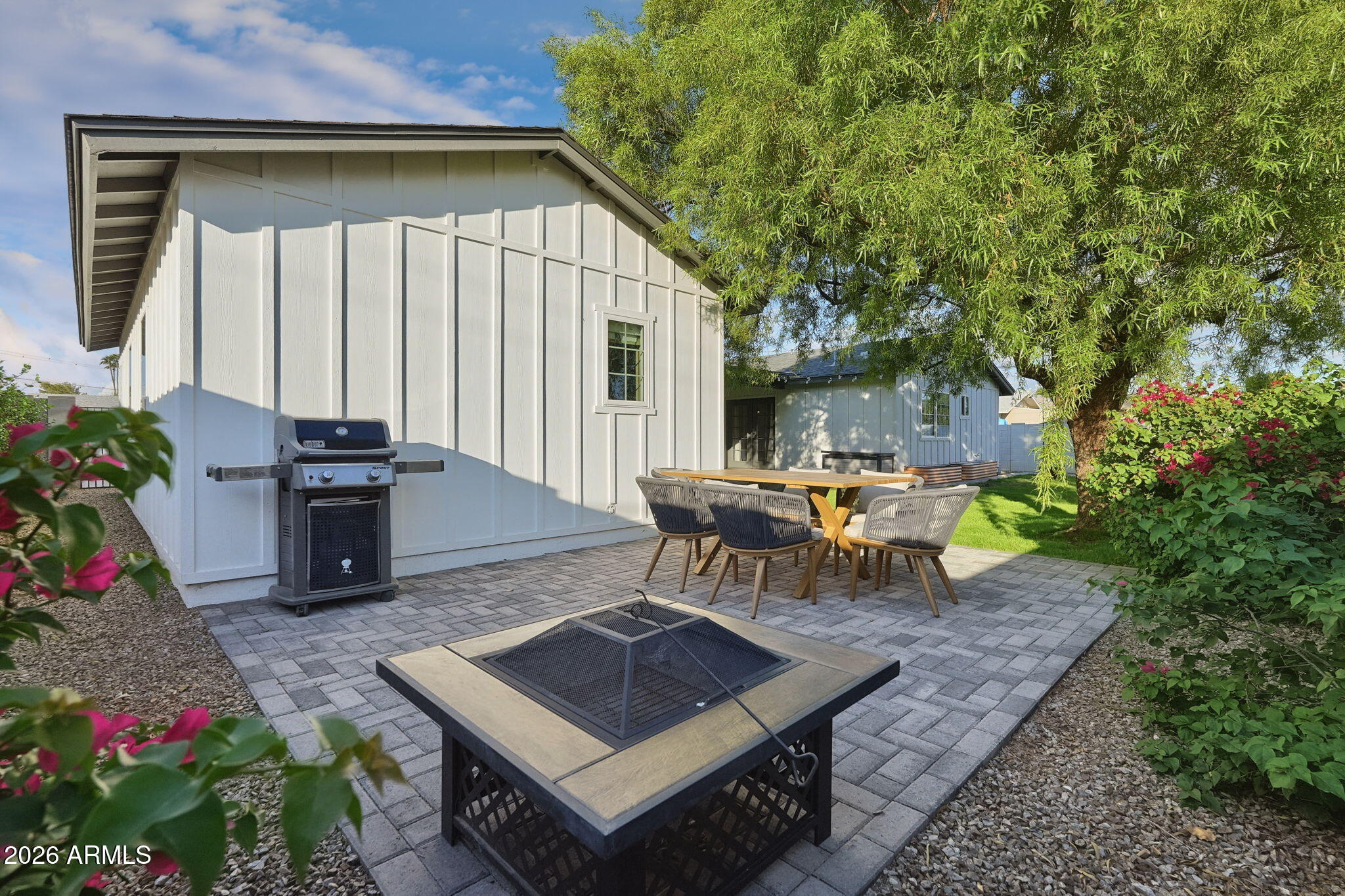 8537 E AVALON Drive