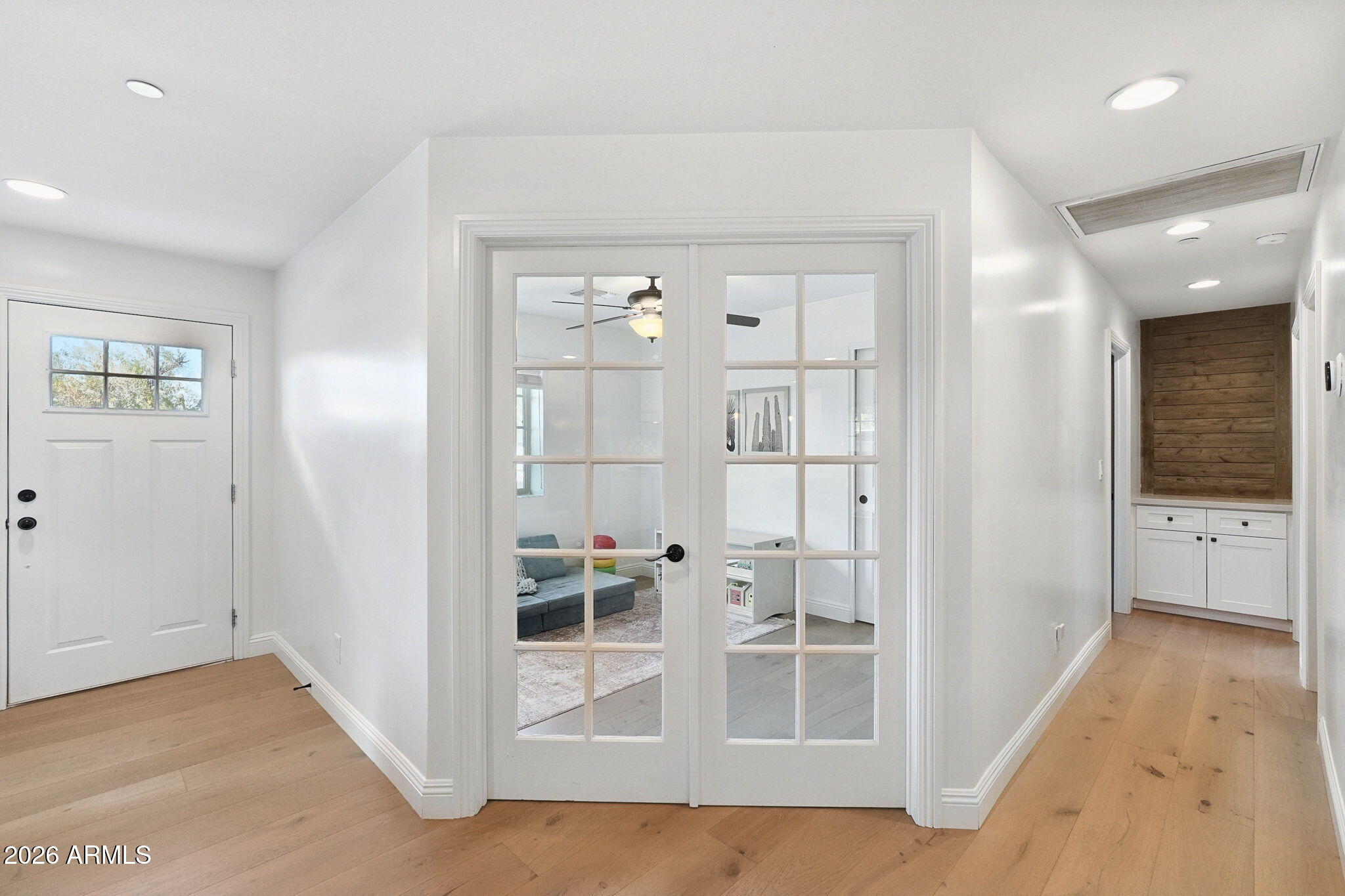 8537 E AVALON Drive