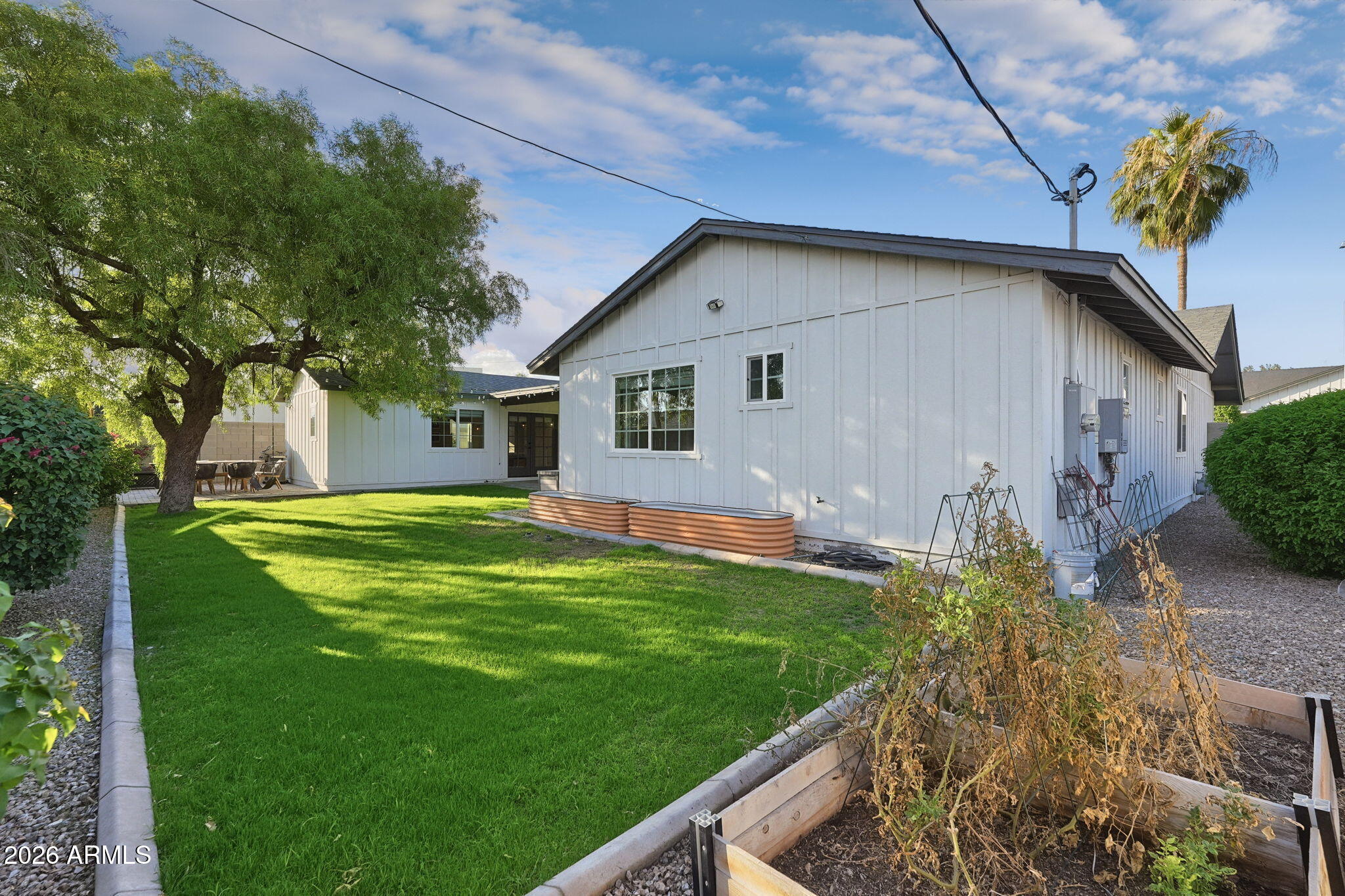 8537 E AVALON Drive
