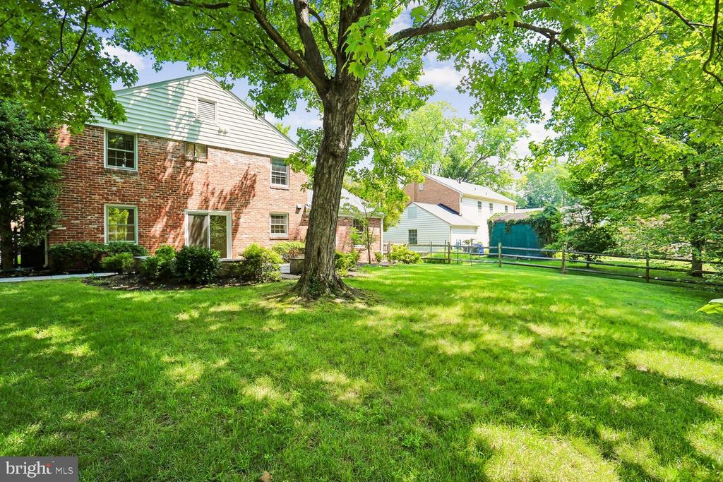 2414 CHILHAM PLACE