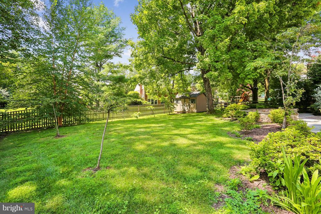 2414 CHILHAM PLACE