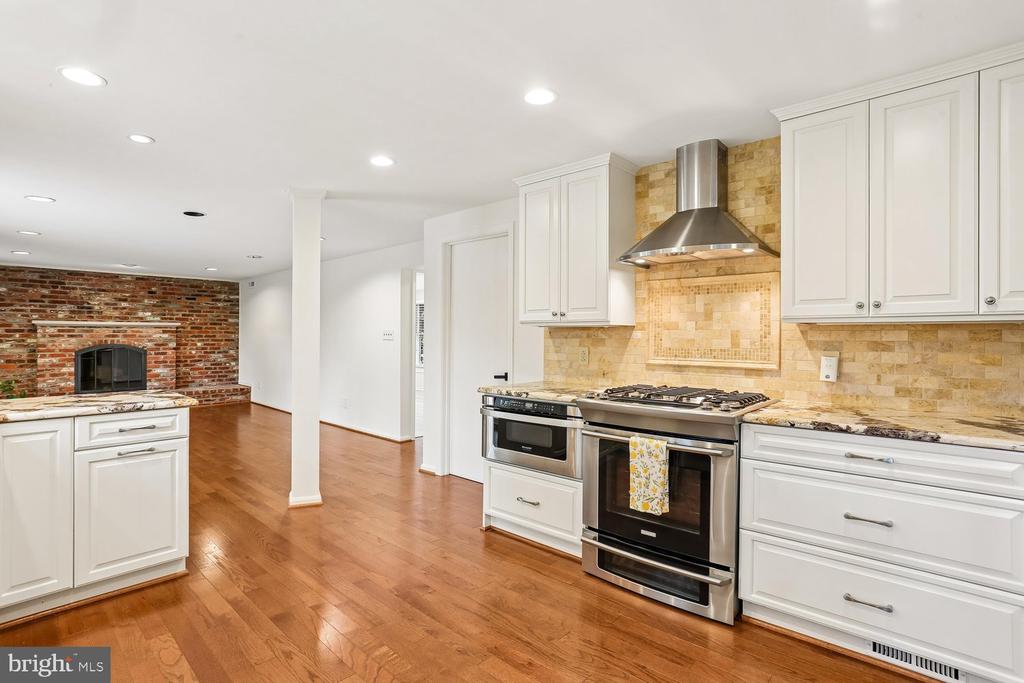 2414 CHILHAM PLACE