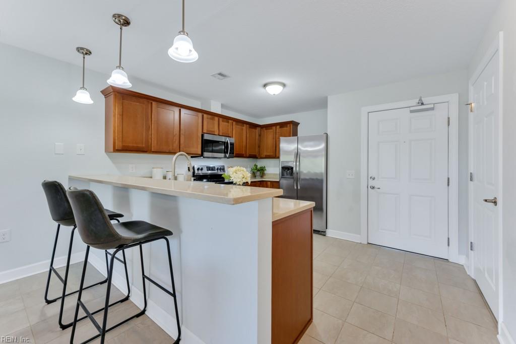 1016 Thoroughgood WAY 307