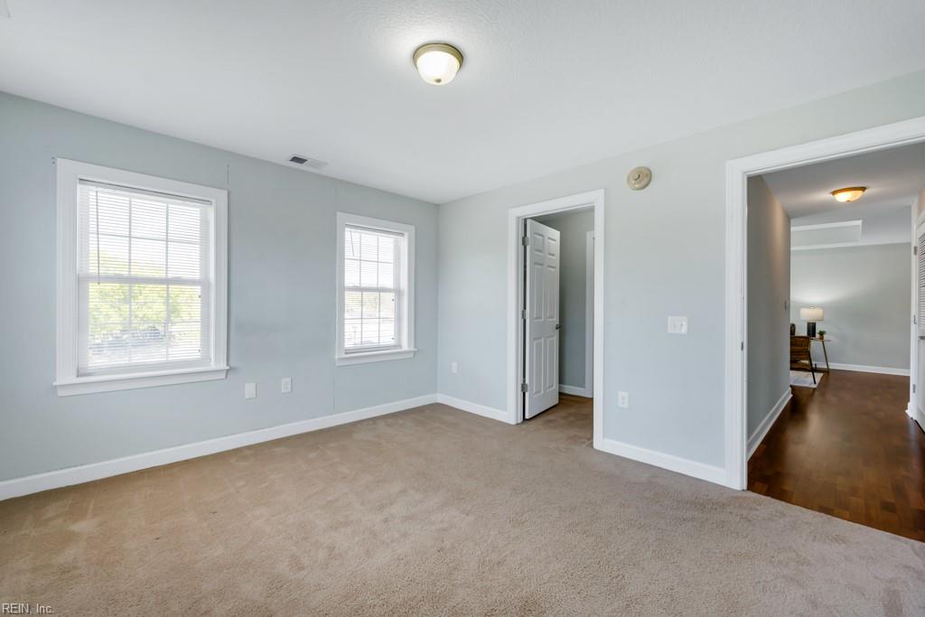 1016 Thoroughgood WAY 307