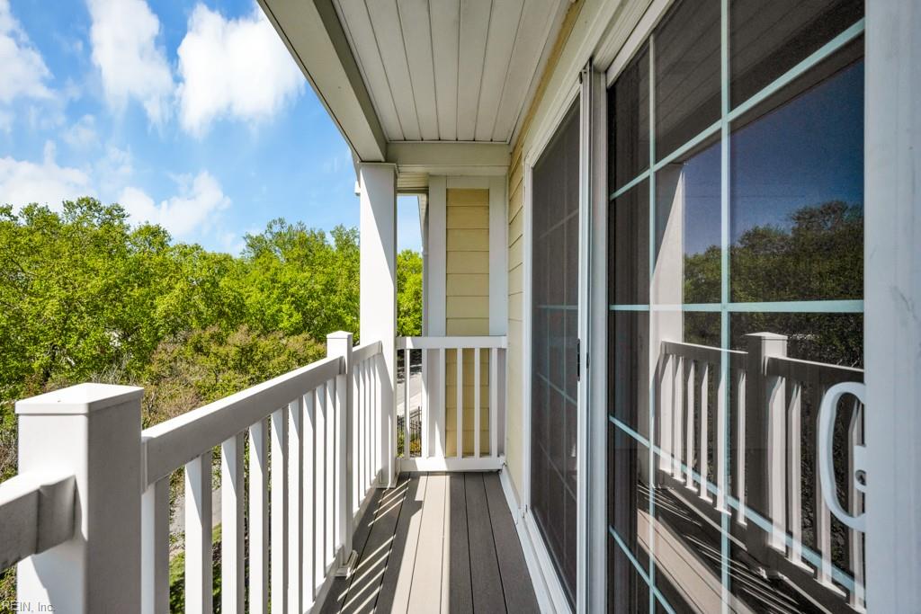 1016 Thoroughgood WAY 307