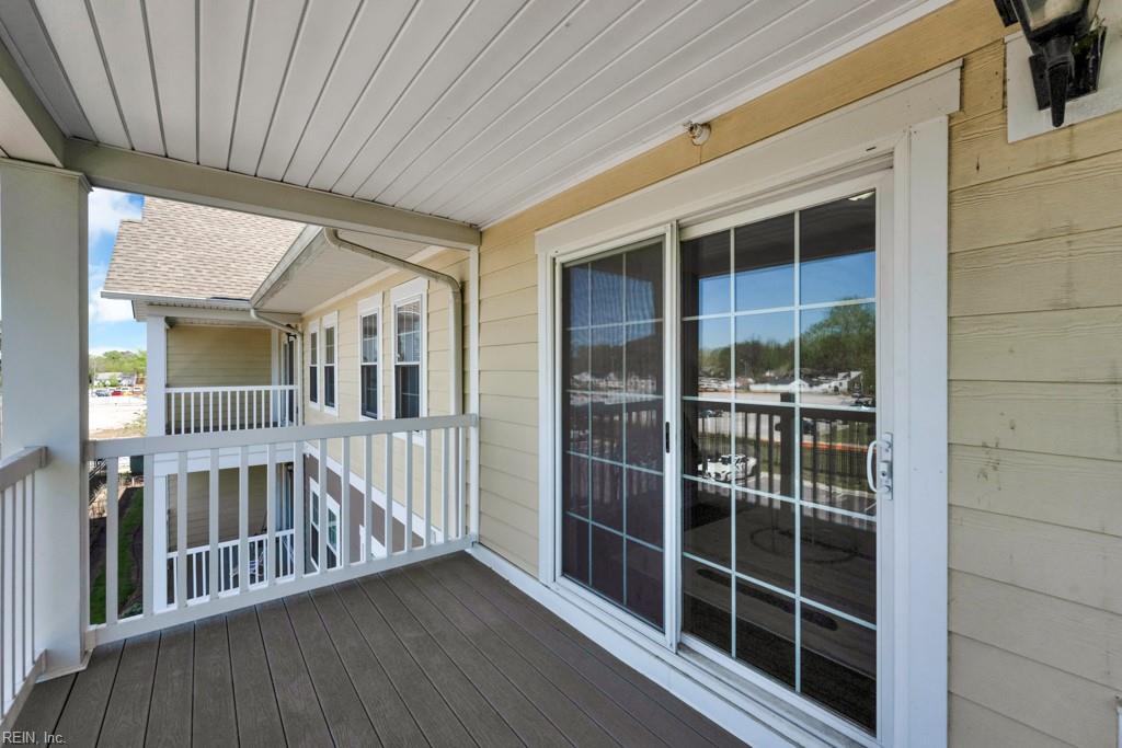 1016 Thoroughgood WAY 307