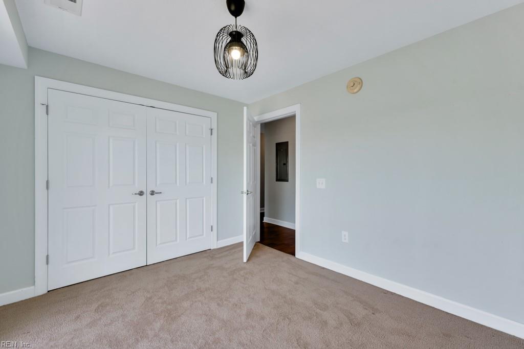 1016 Thoroughgood WAY 307