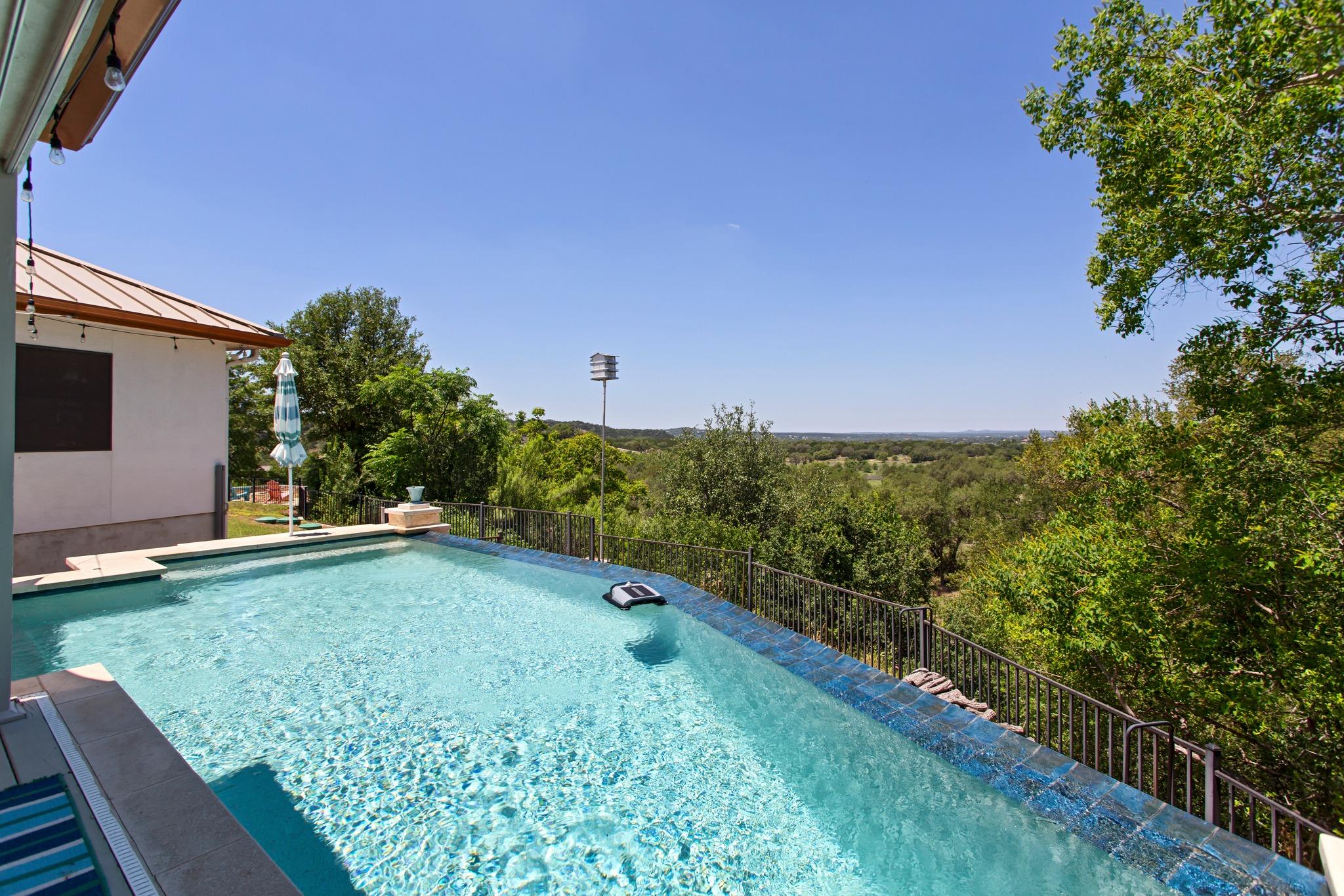 1121 Kings Cove DR