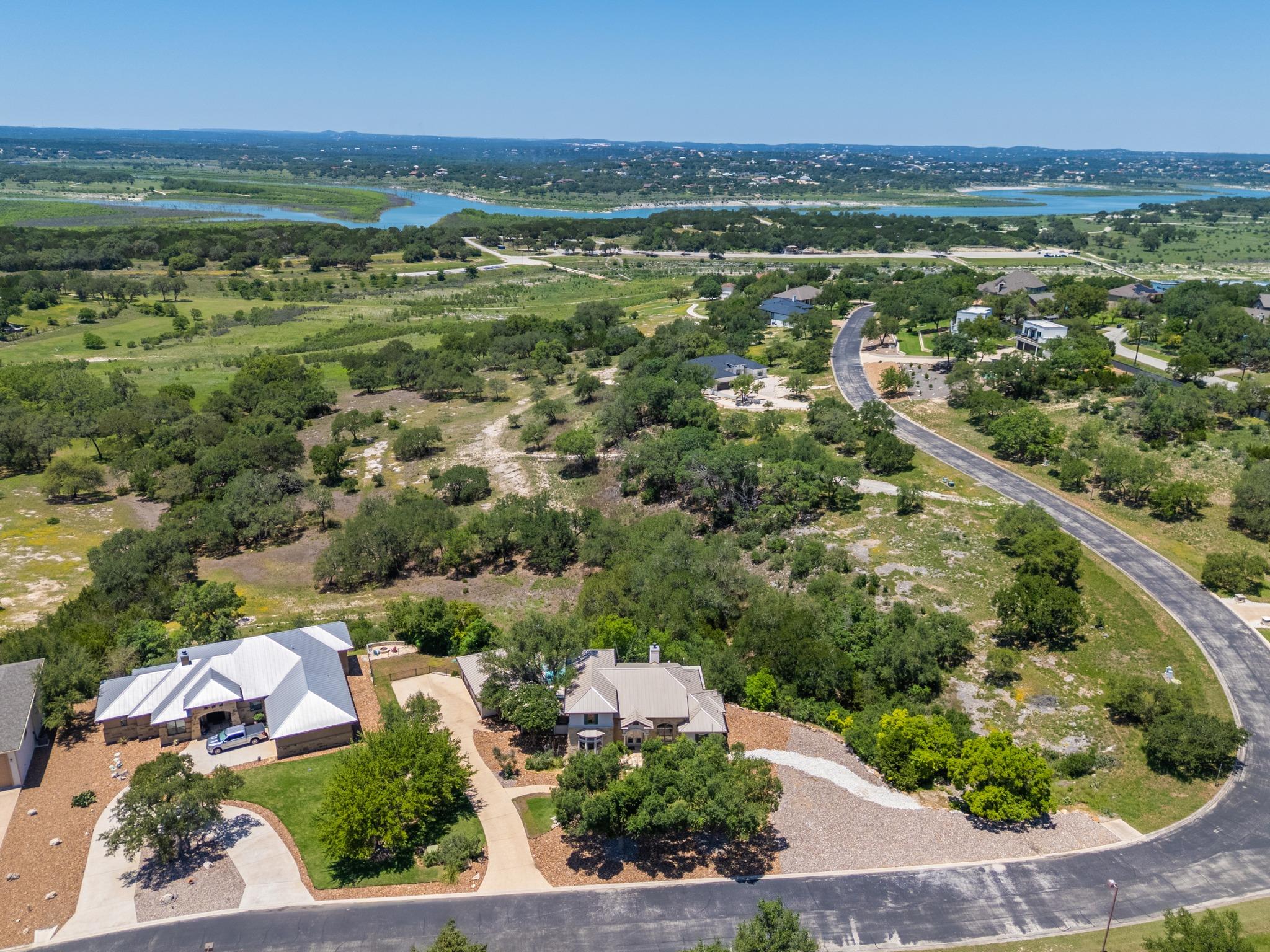 1121 Kings Cove DR