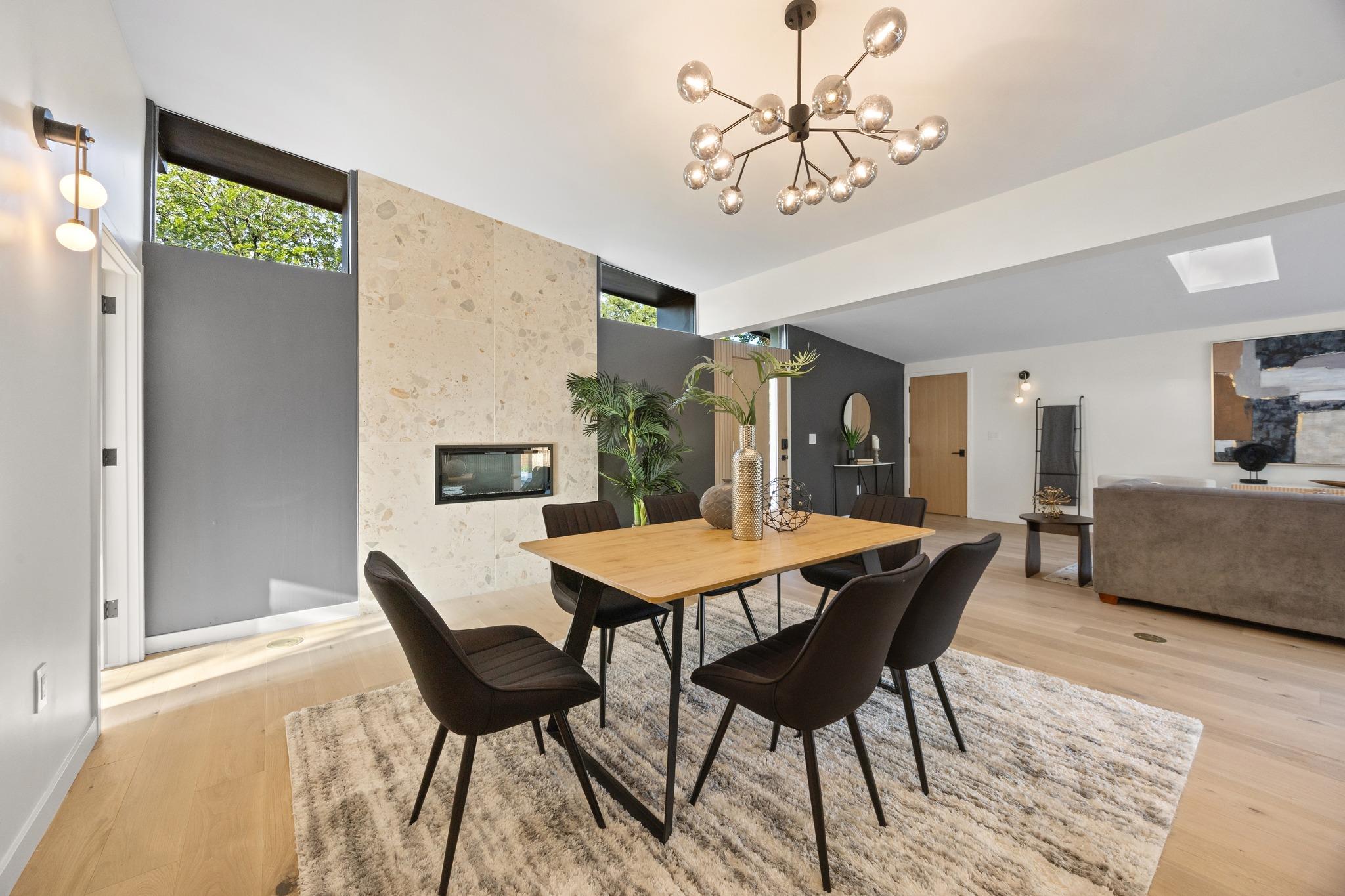 3007 Village DR